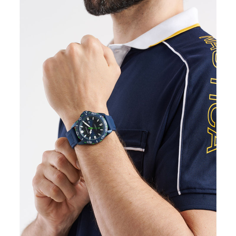 Nautica NSR Blue Round Dial Quartz Analog Men Watch Watch Nautica