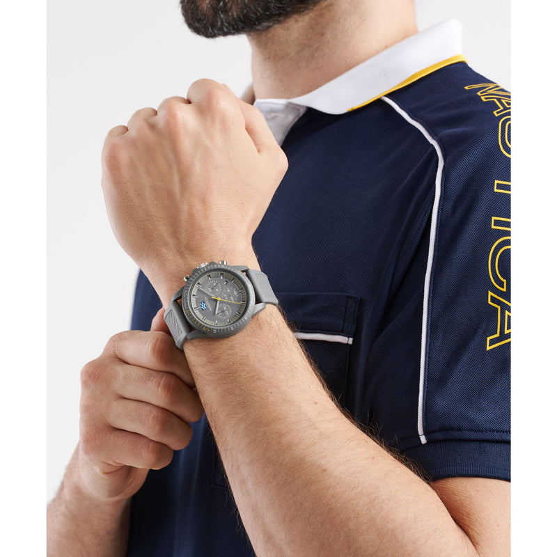 Nautica One Grey Round Dial Quartz Analog Men Watch Watch Nautica