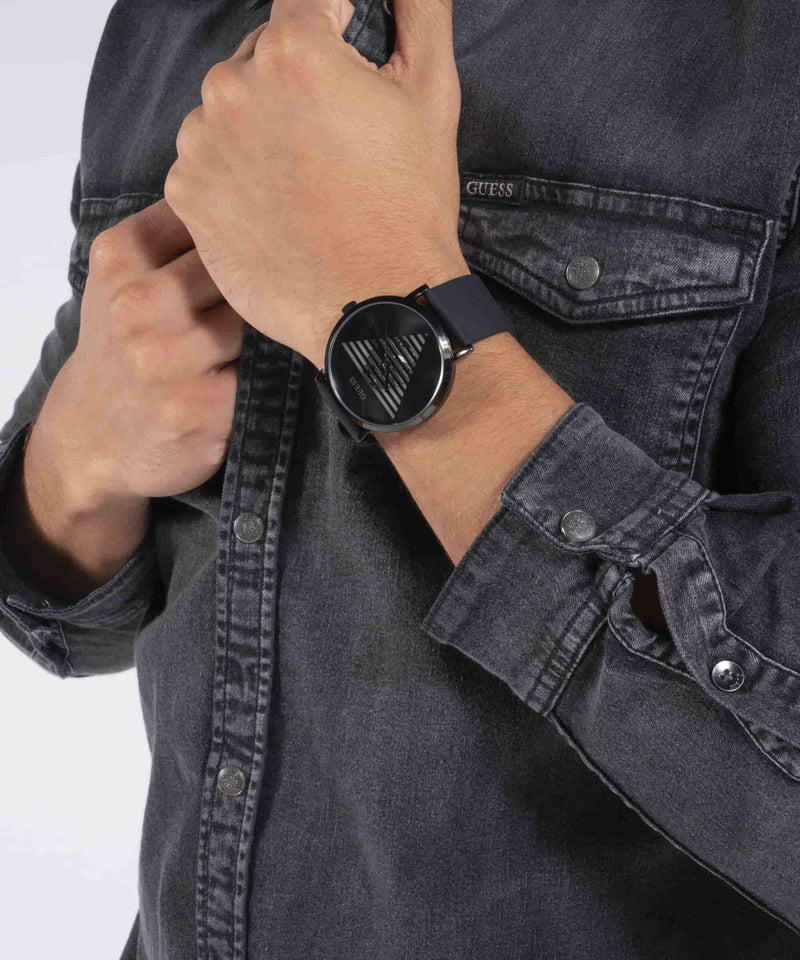 Guess Idol Black Round Dial Analog Men Watch Watch Guess