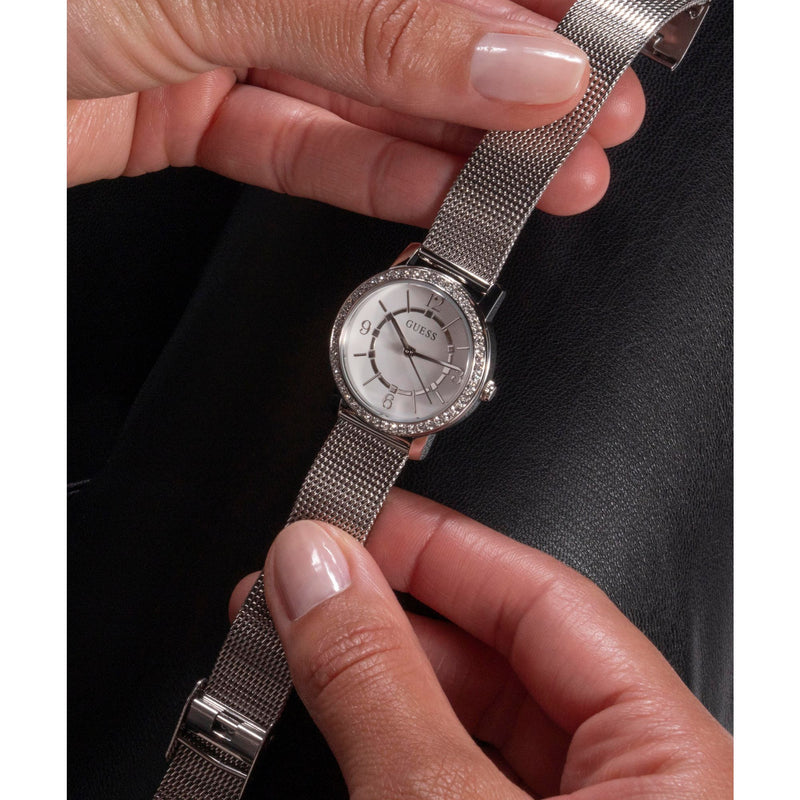 Guess Melody White Round Dial Quartz Analog Women Watch Watch Guess