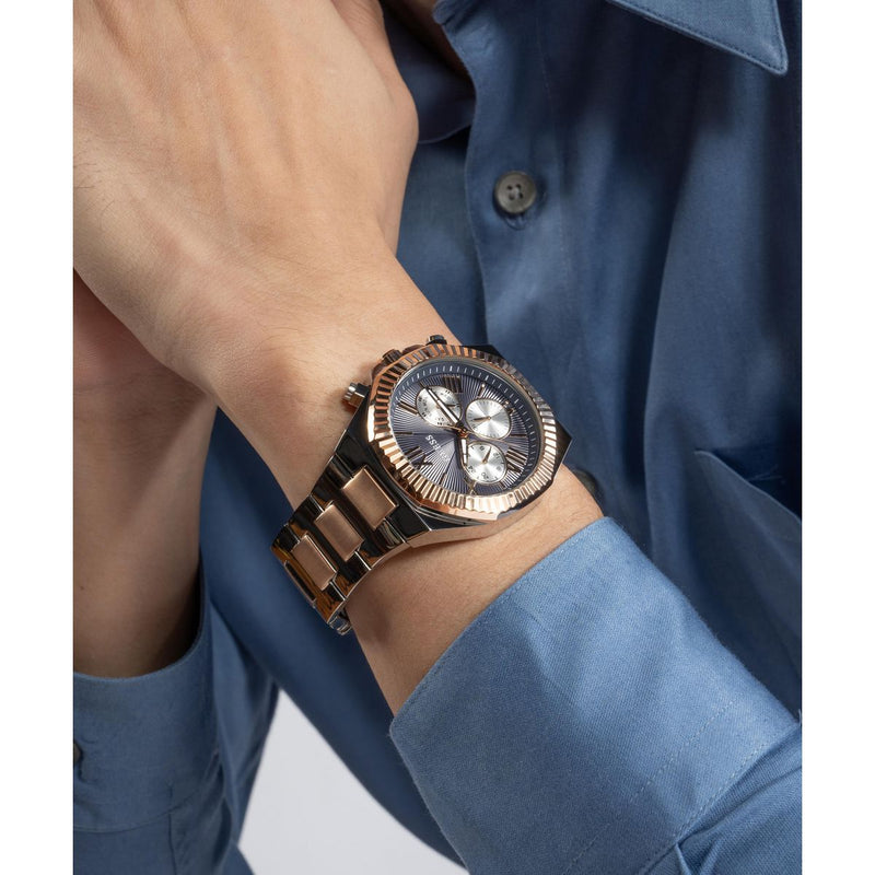 Guess Equity Navy Round Dial Quartz Analog Men Watch Watch Guess