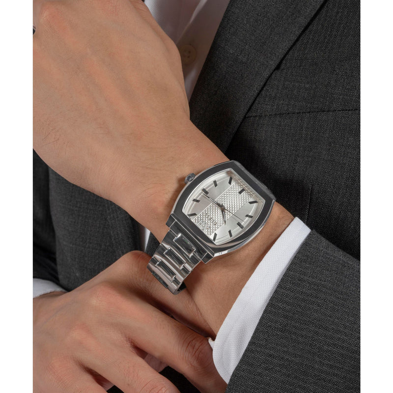 Guess Punctual Silver Tone Rectangle Dial Quartz Analog Men Watch Watch Guess