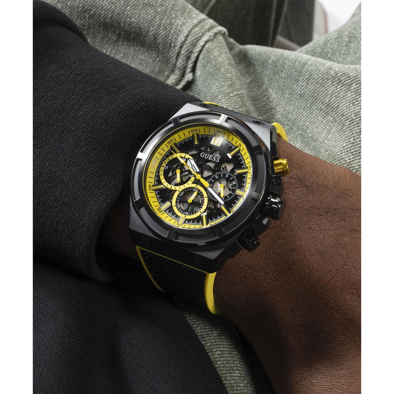 Guess Masterpiece Black Round Dial Quartz Analog Men Watch Watch Guess