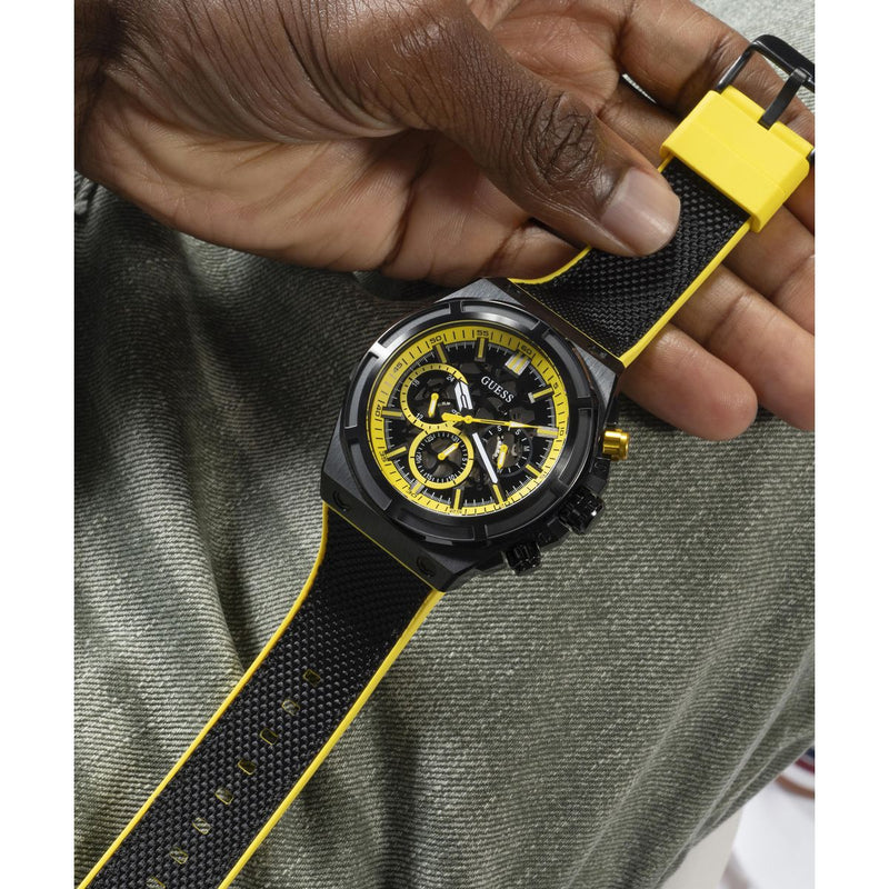 Guess Masterpiece Black Round Dial Quartz Analog Men Watch Watch Guess