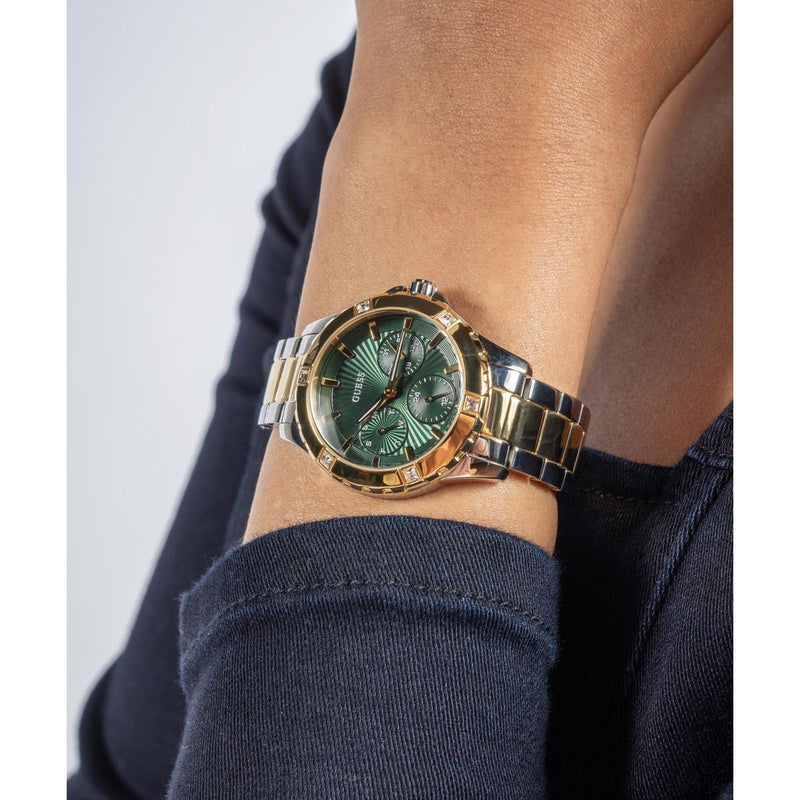 Guess Mist Green Round Dial Quartz Analog Women Watch Watch Guess
