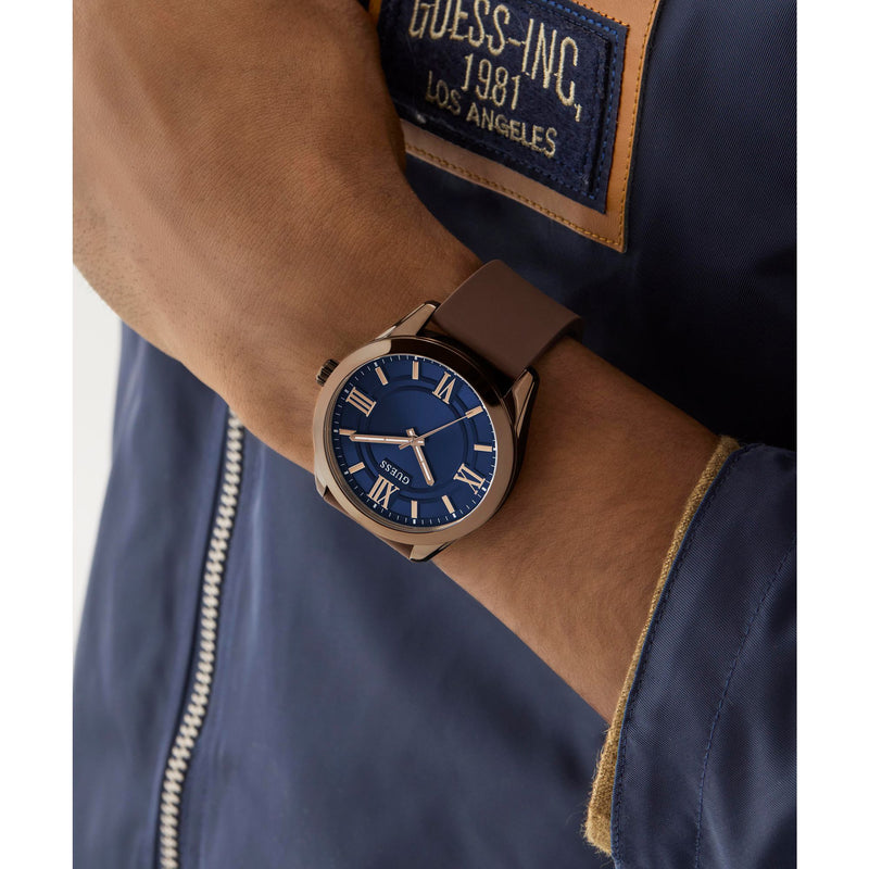 Guess Elliot Blue Round Dial Quartz Analog Men Watch Watch Guess