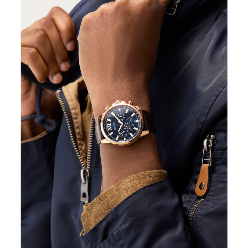 Guess Walker Leather Blue Round Dial Quartz Analog Men Watch Watch Guess
