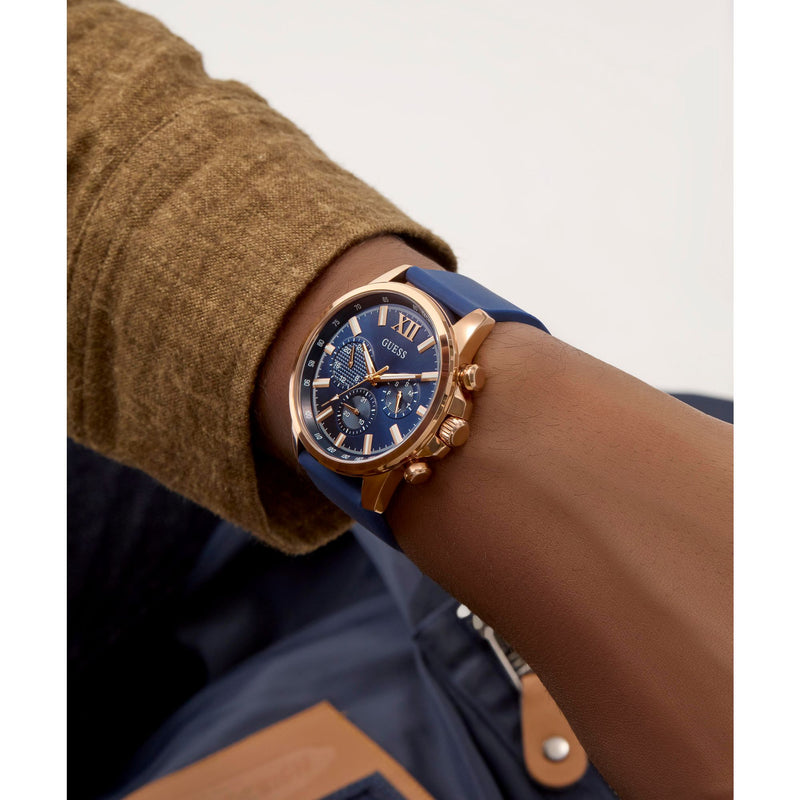 Guess Walker Blue Round Dial Quartz Analog Men Watch Watch Guess