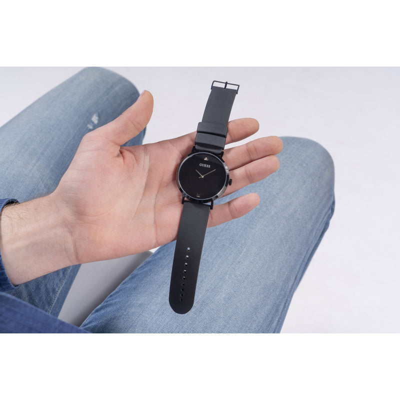 Guess Supernova Black Round Dial Quartz Analog Men Watch Watch Guess