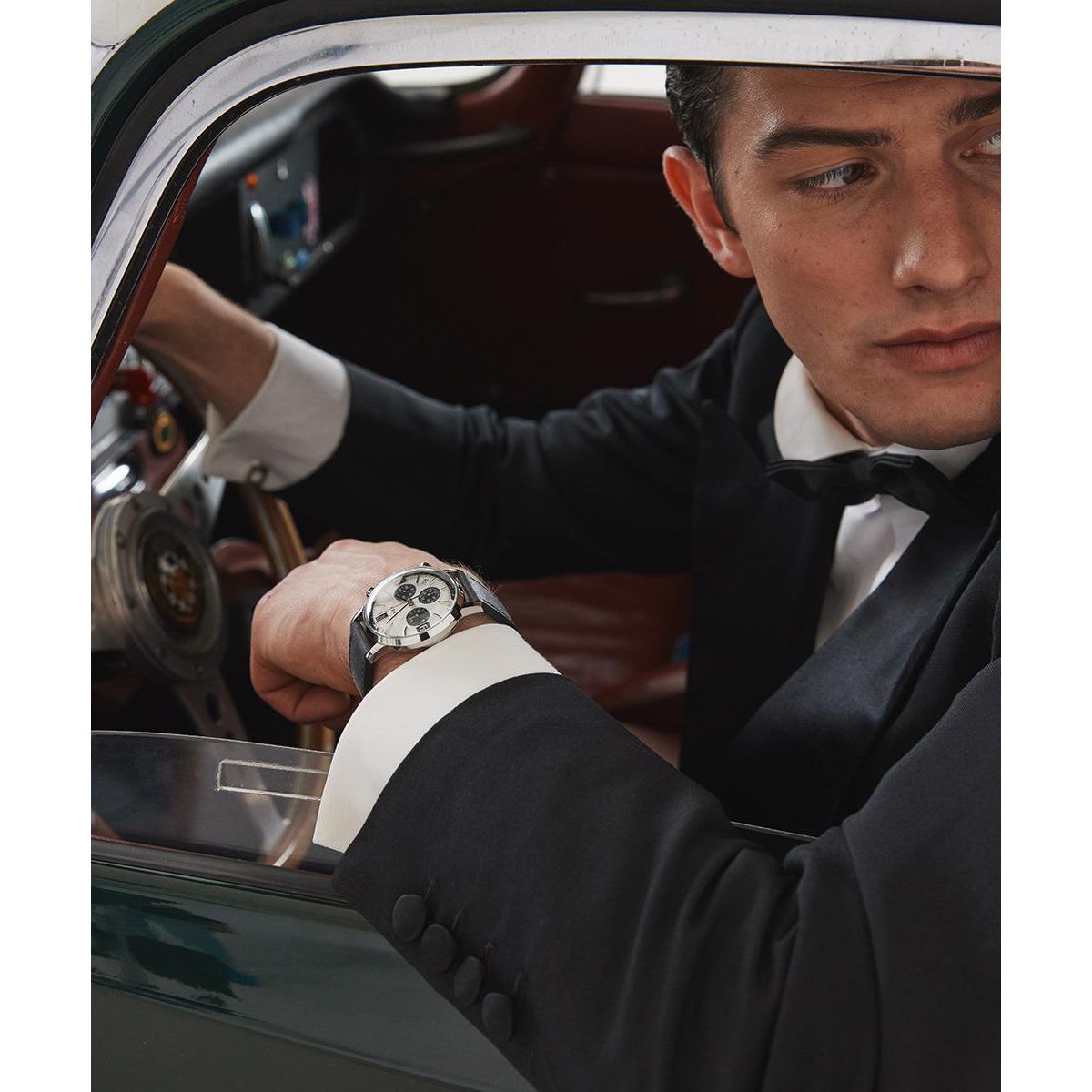 Timex Marlin Silver Round Quartz Men Watch