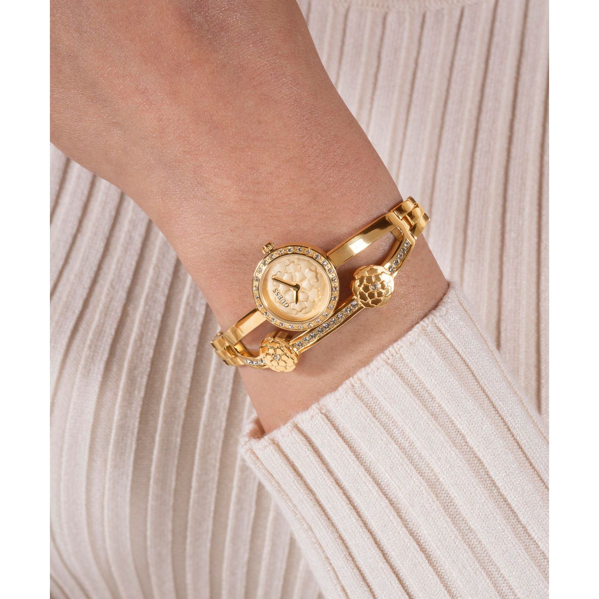 Guess Gb Chloe Champagne Round Quartz Women Watch Watch Guess