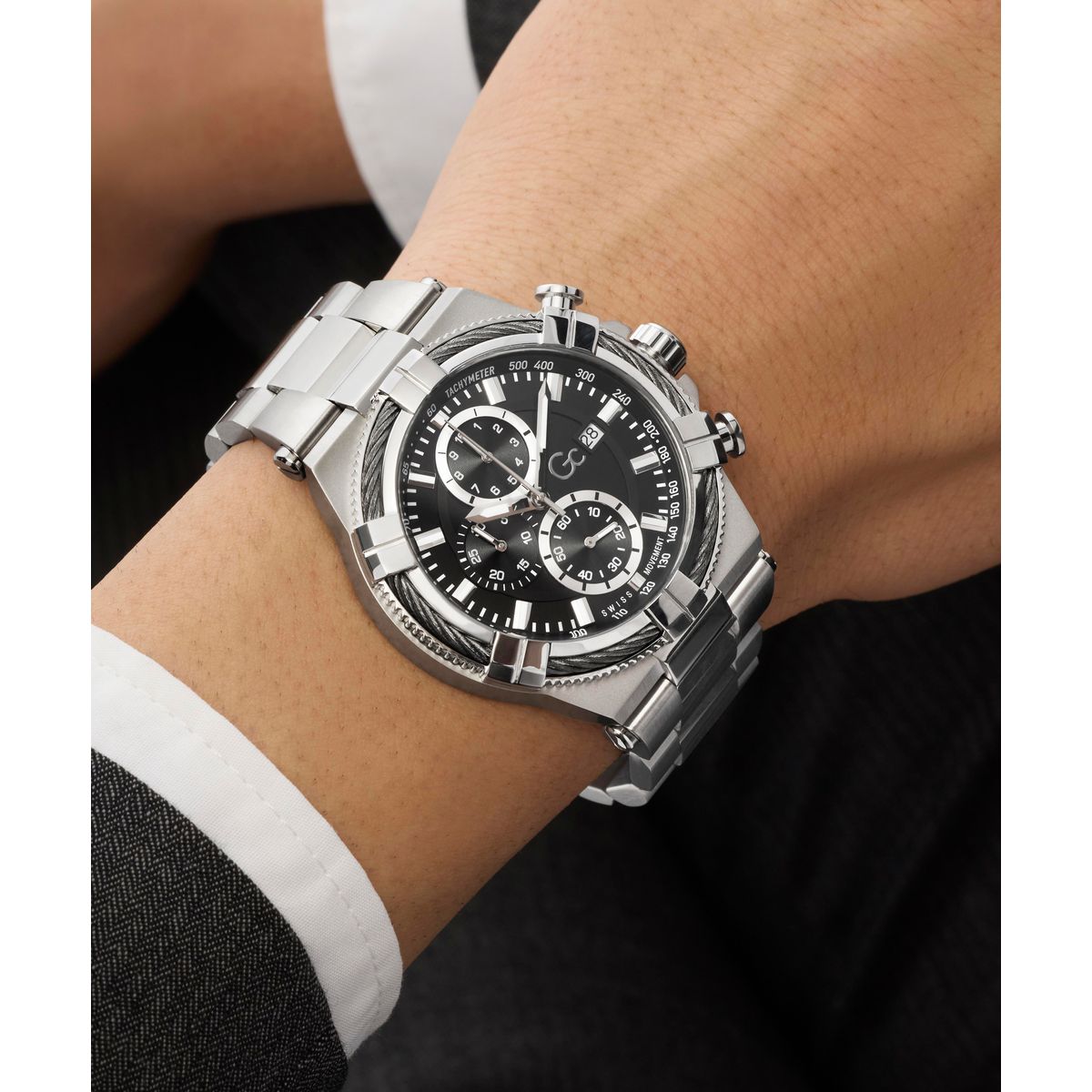 Gc Round 44mm Black Dial Analog Men Watch - Z76001G2