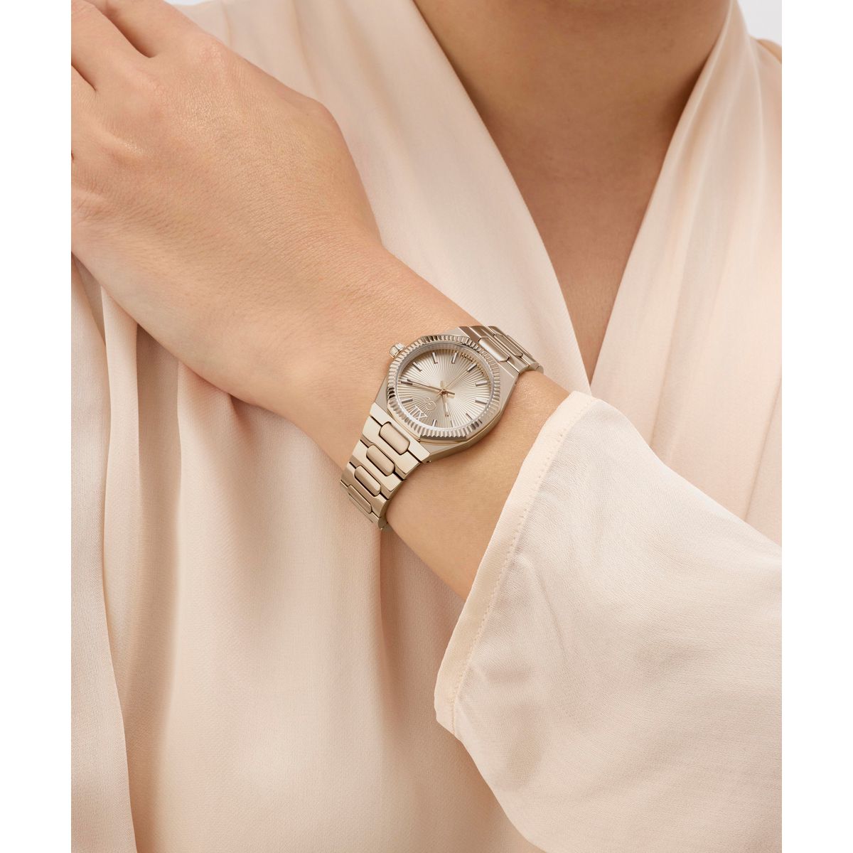 Gc Round 30mm Rose Gold Dial Analog Women Watch - Z70001L3 Watch Gc