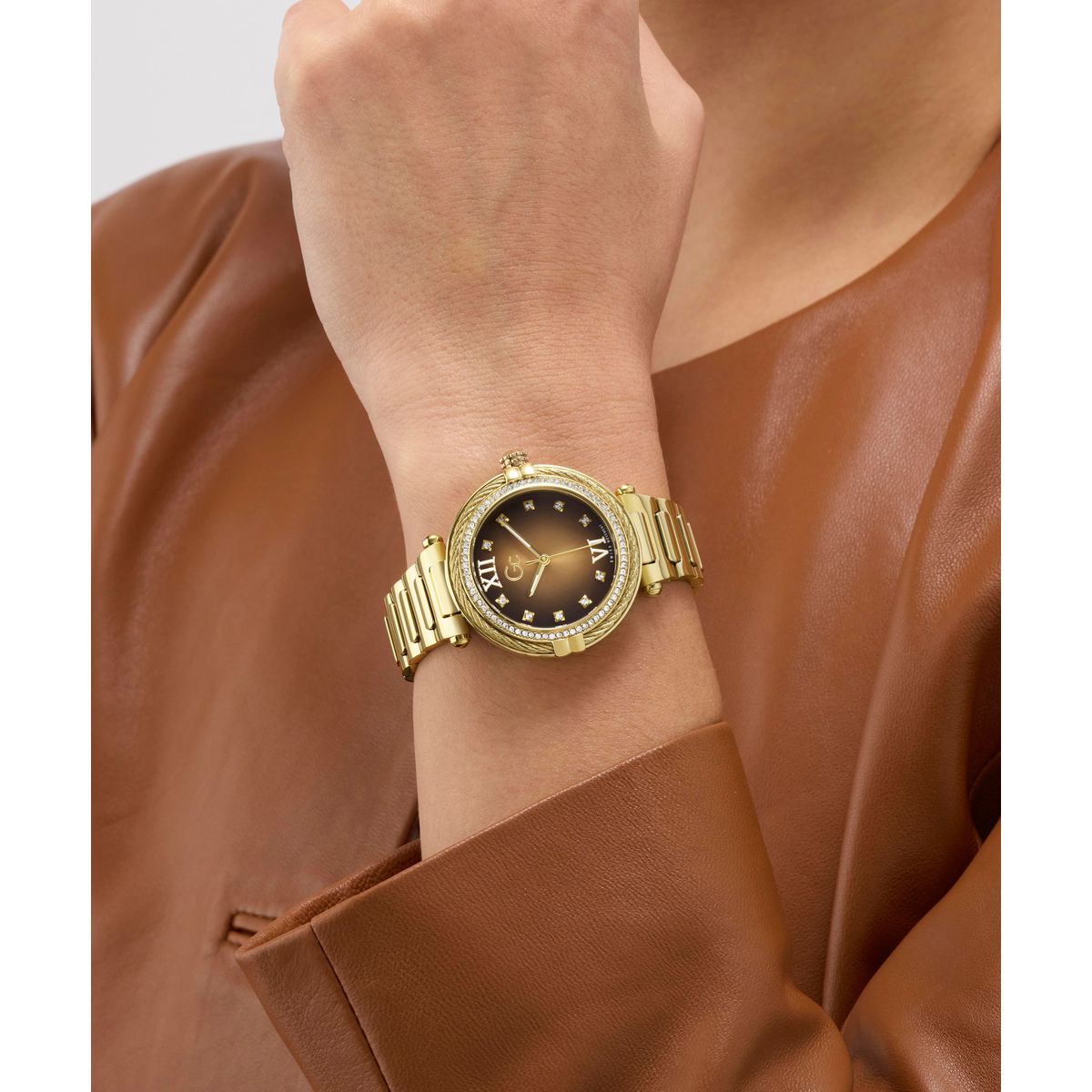 Gc Round 37mm Brown Dial Analog Women Watch - Z52005L4 Watch Gc