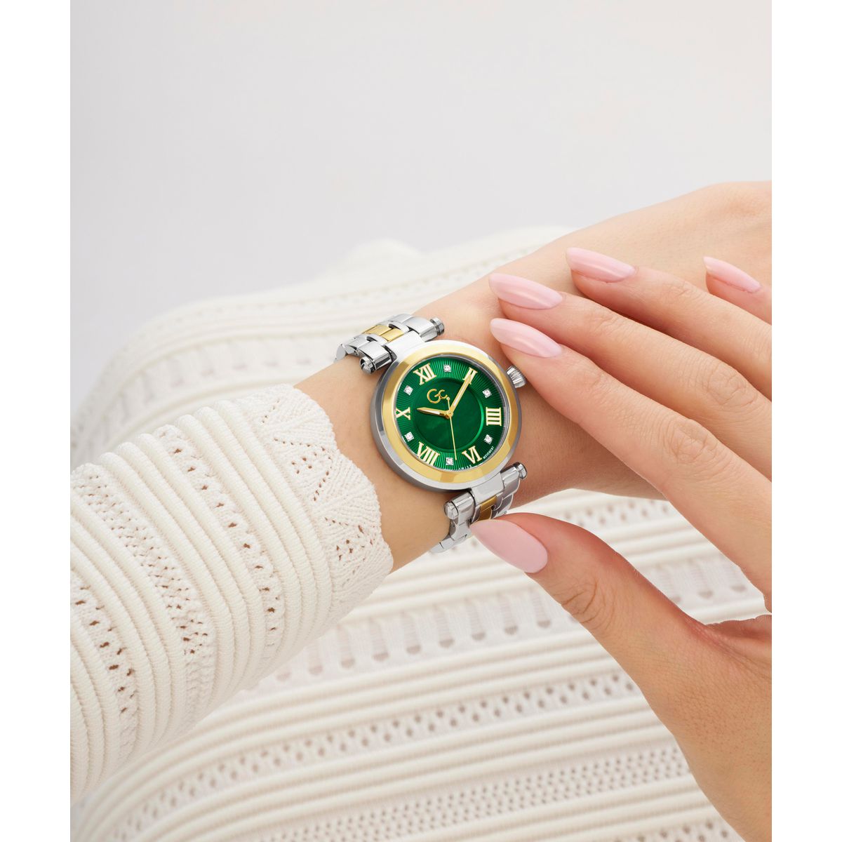 Gc Round 32mm Green Dial Analog Women Watch - Z63004L9 Watch Gc