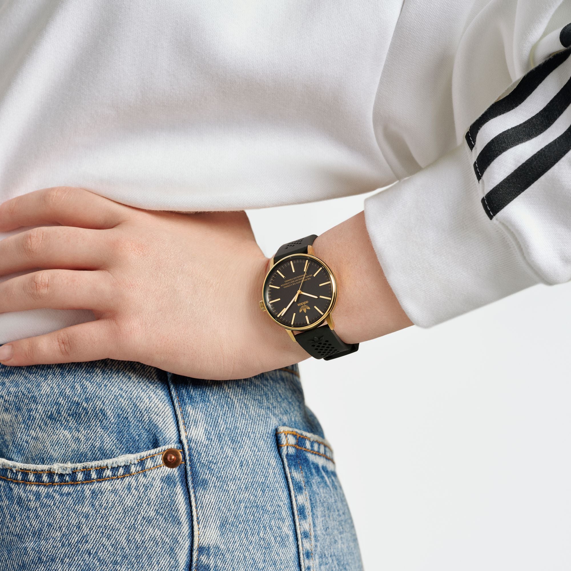 Adidas Originals Black Round Dial Quartz Analog Unisex Watch