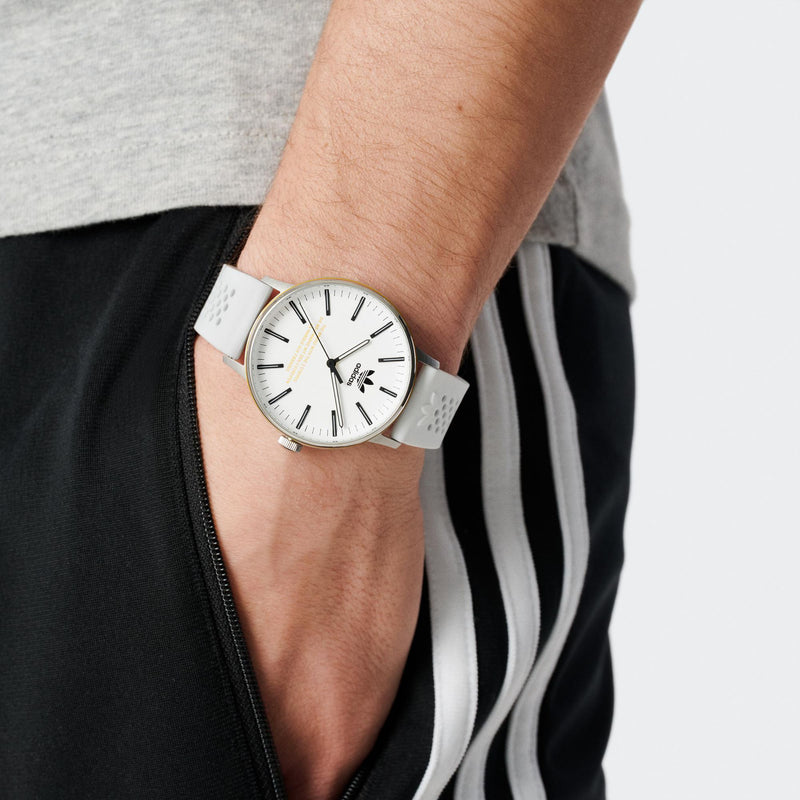 Adidas Originals White Round Dial Quartz Analog Unisex Watch Watch Adidas Originals
