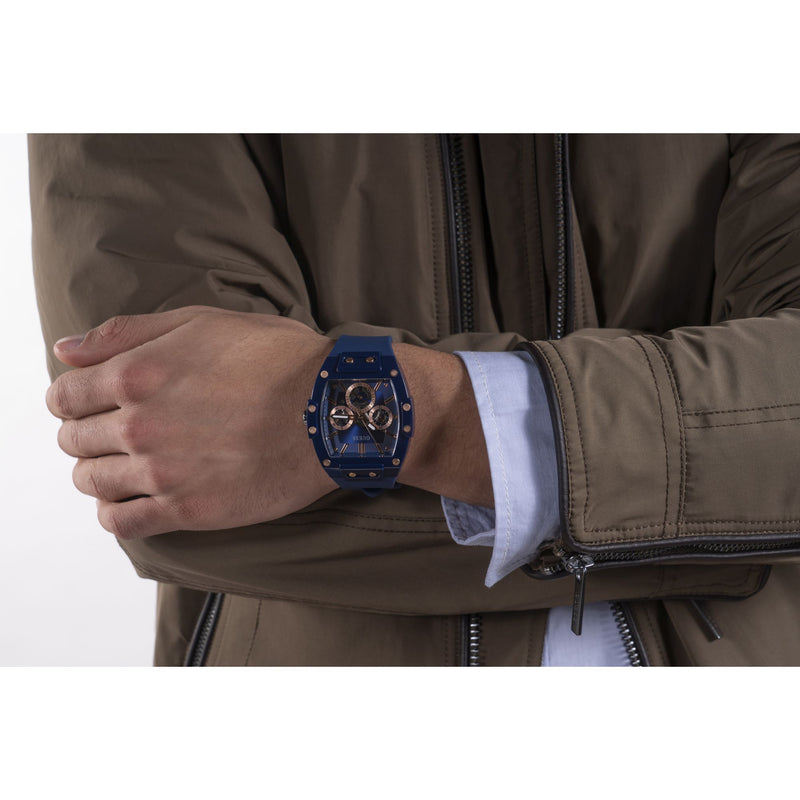 Guess Phoenix Blue Rectangle Dial Quartz Analog Men Watch Watch Guess