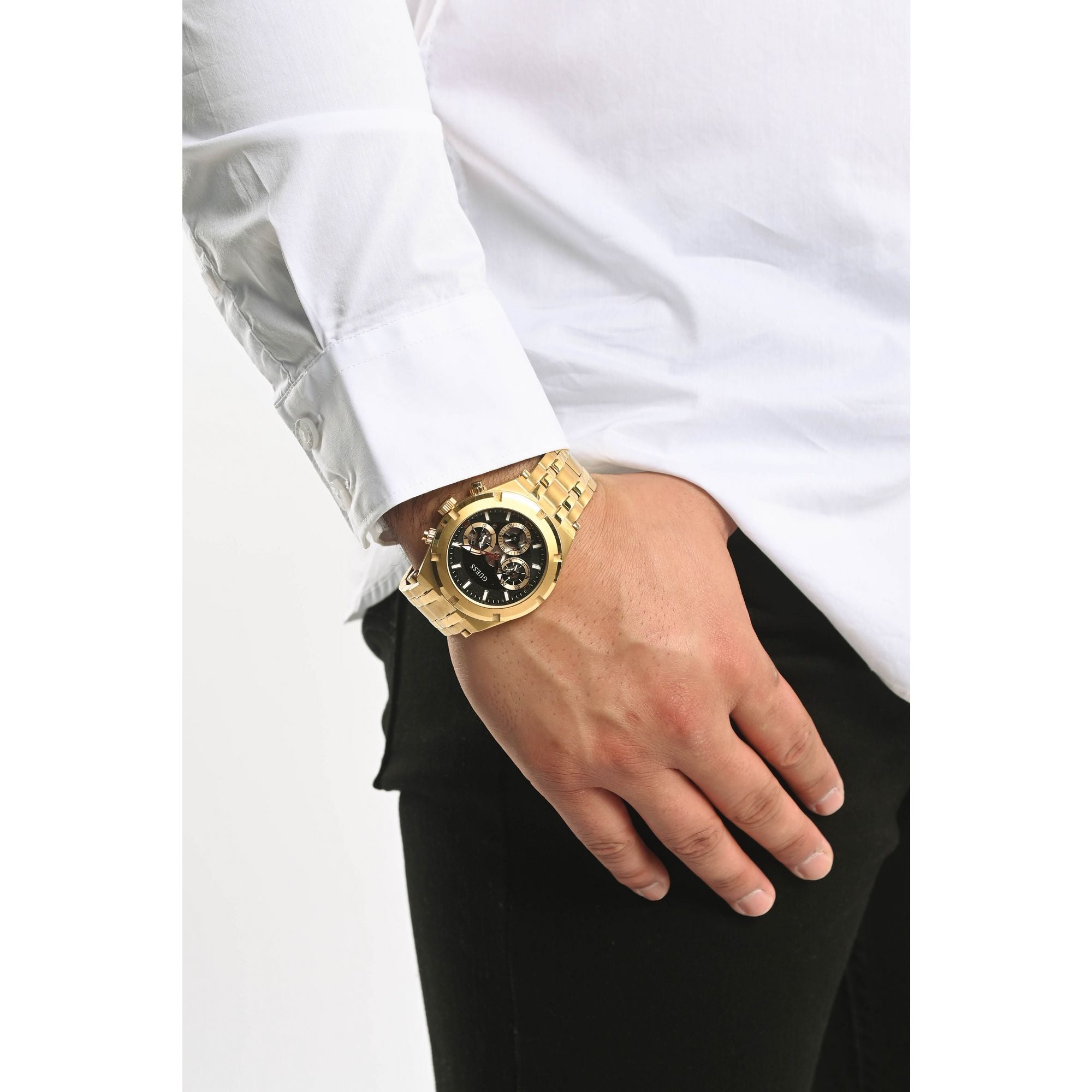 GUESS Men Round Gold Tone Dial Analog Watch - GW0260G2