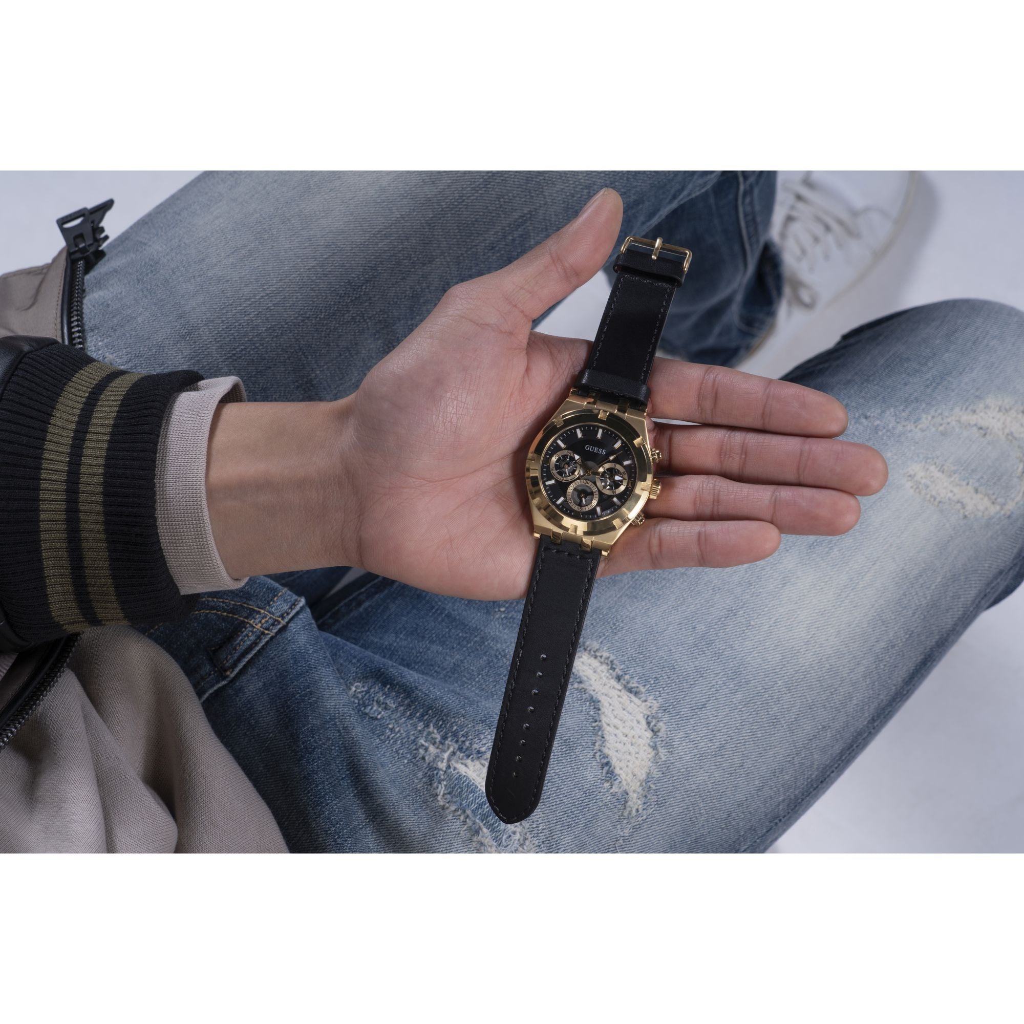 Guess Continental Leather Black Round Dial Quartz Analog Men Watch Watch Guess