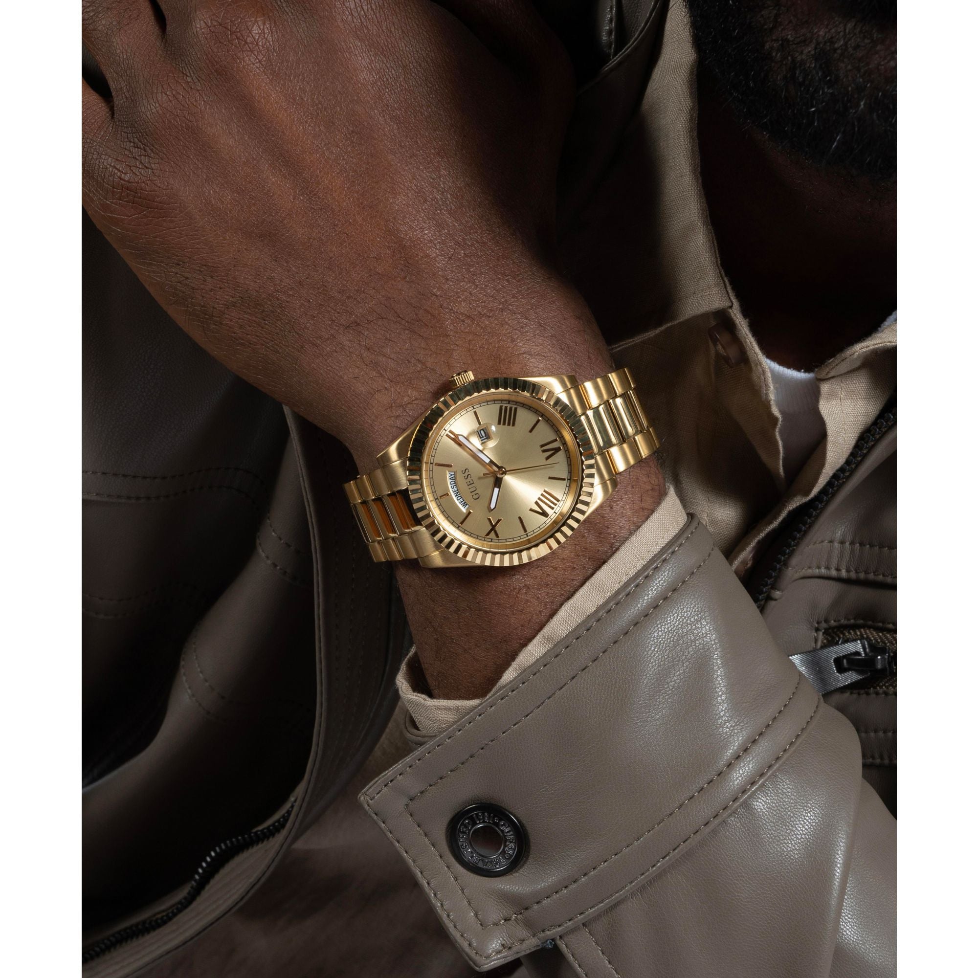 Guess Connoisseur Champagne Round Dial Quartz Analog Men Watch