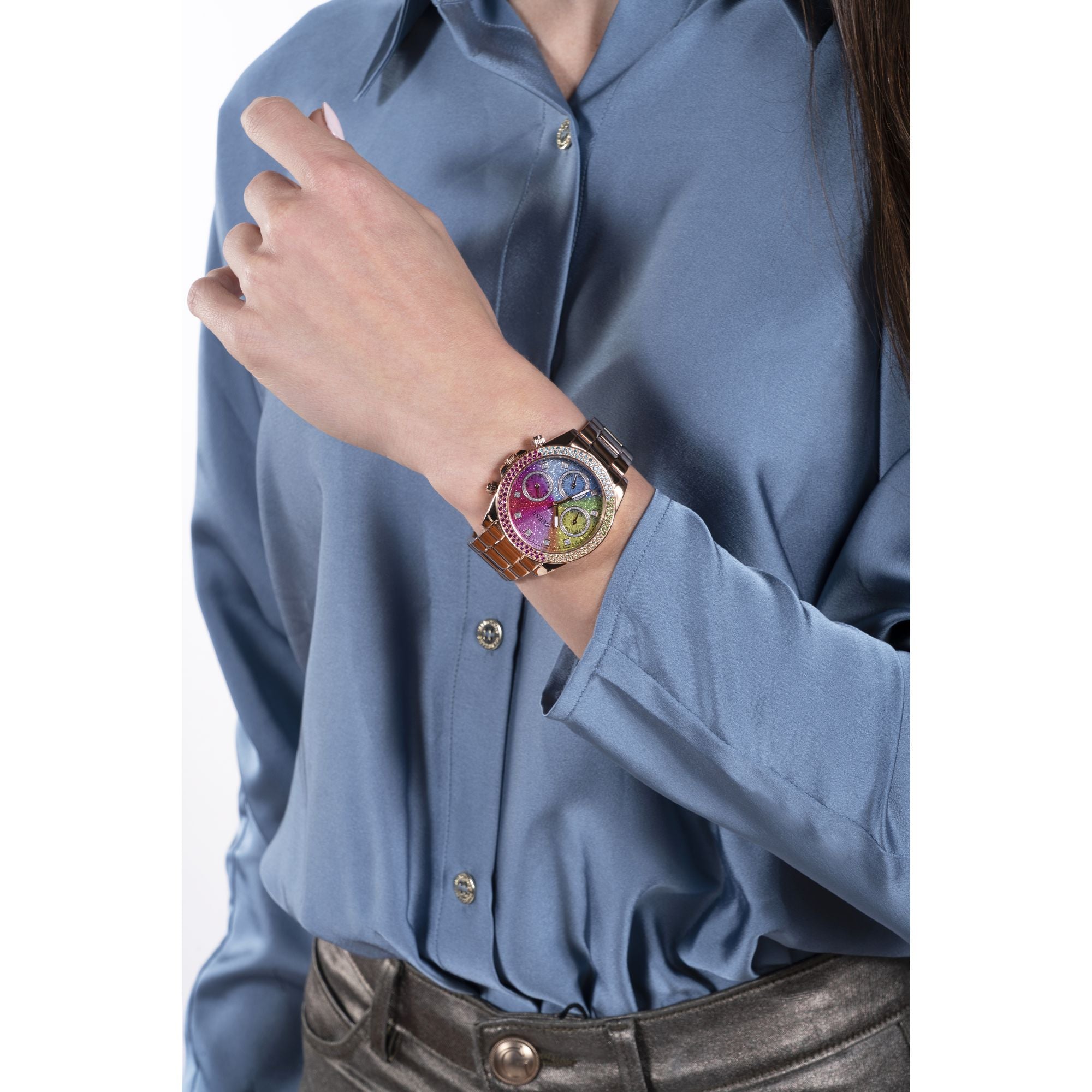 Guess SOL Pink Round Dial Quartz Analog Women Watch Watch Guess