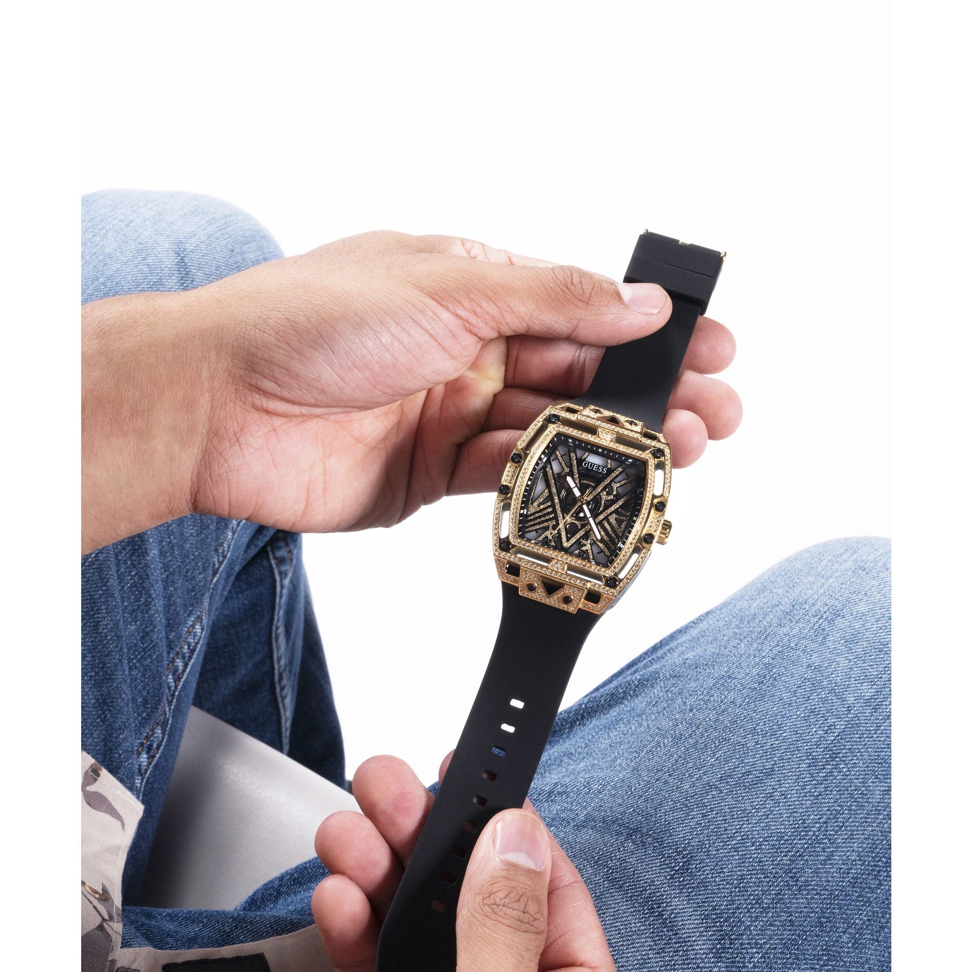 Guess Legend Black Rectangle Dial Quartz Analog Men Watch Watch Guess