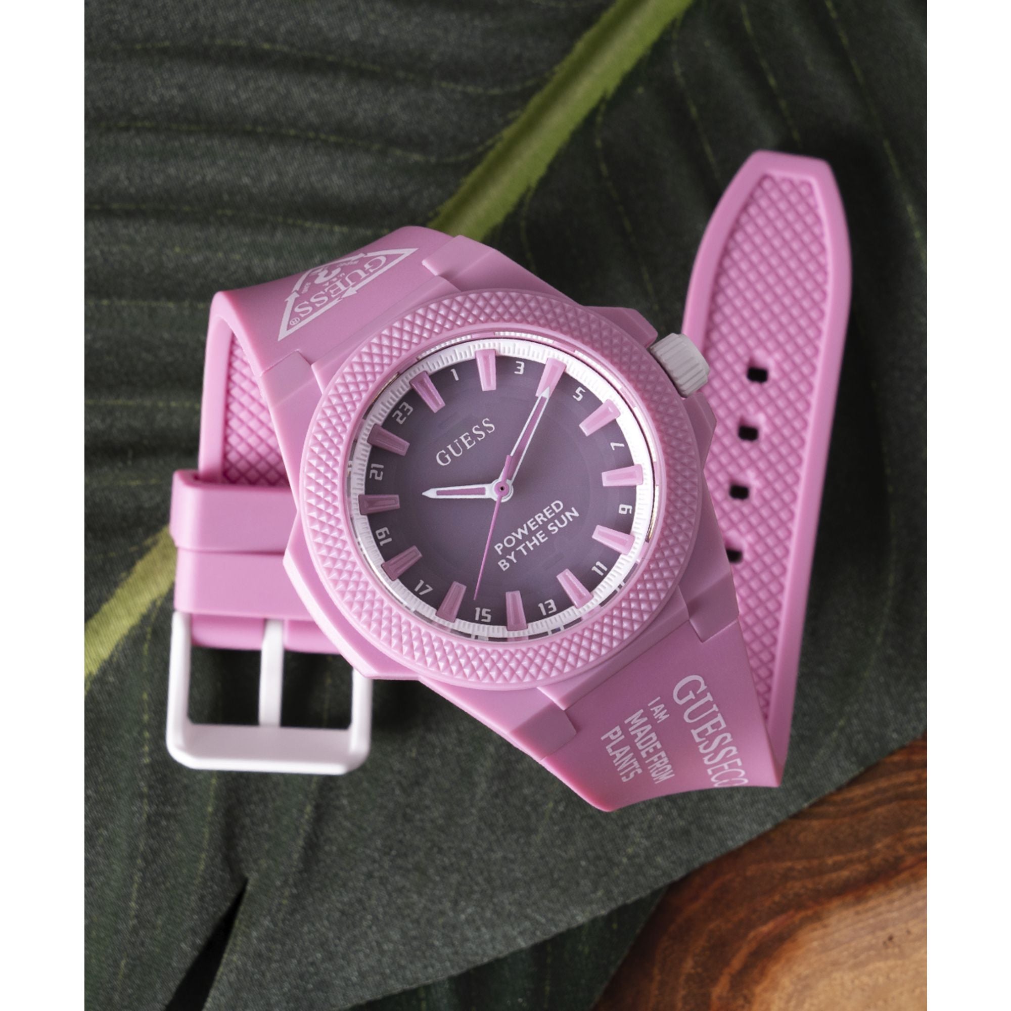 Guess Outspoken Pink Round Dial Quartz Analog Women Watch Watch Guess