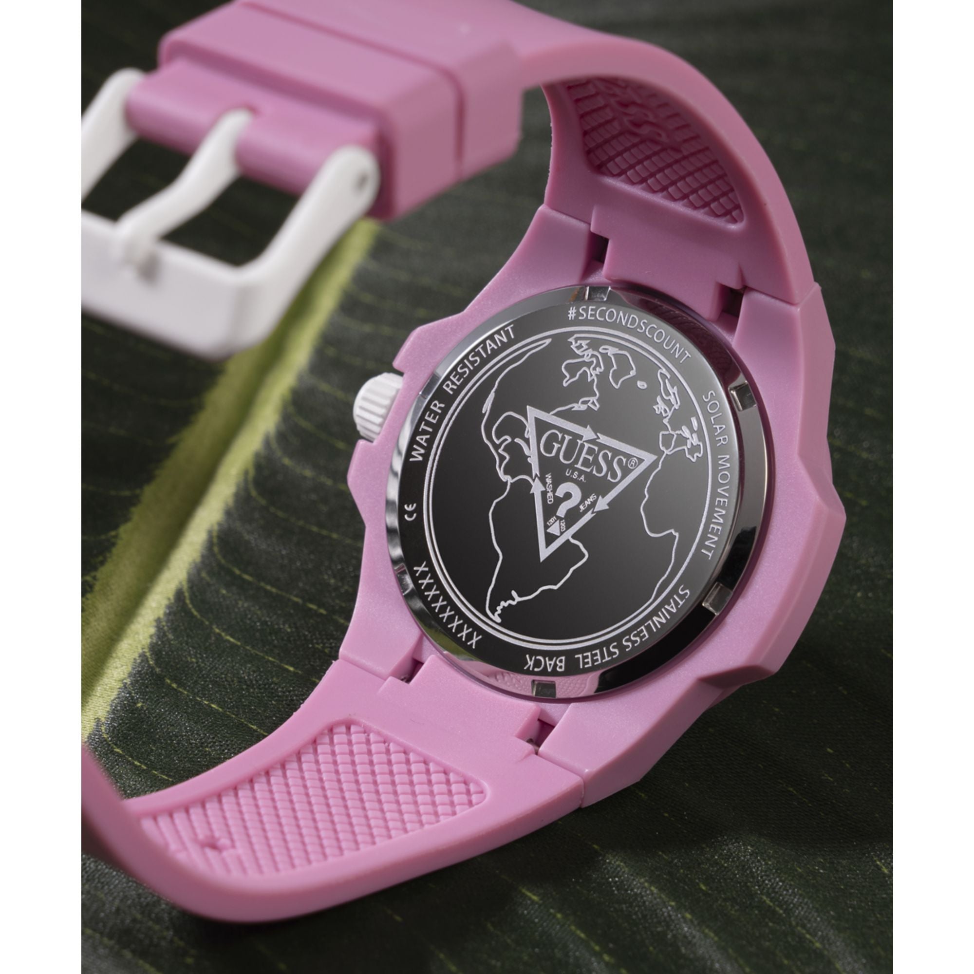 Guess Outspoken Pink Round Dial Quartz Analog Women Watch Watch Guess