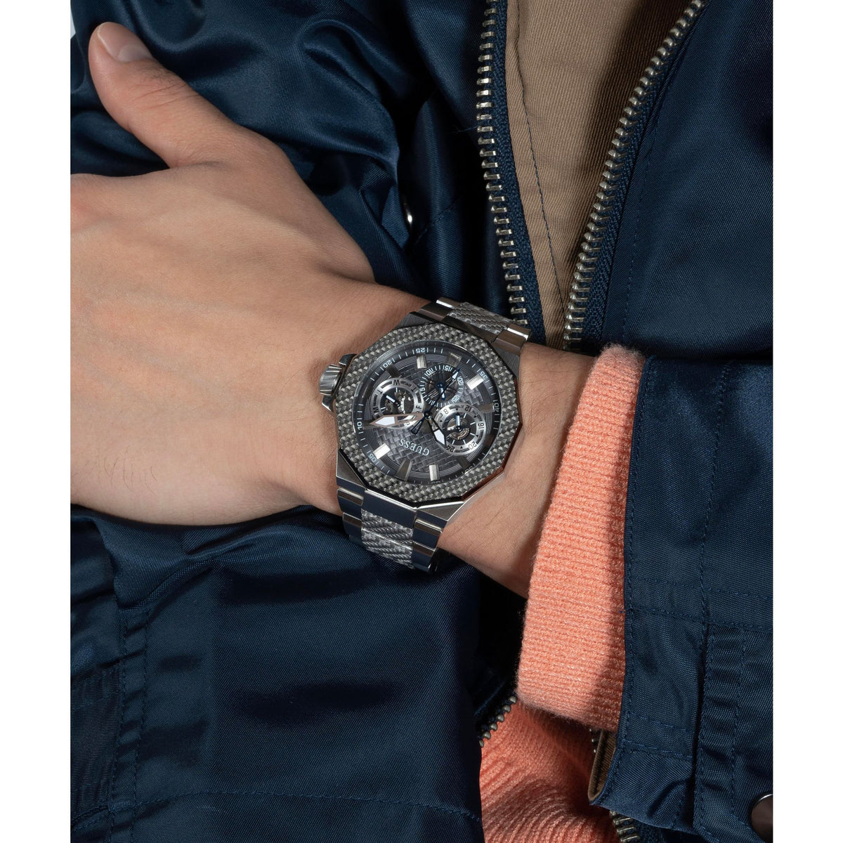 Guess Indy Grey Round Dial Quartz Analog Men Watch Watch Guess