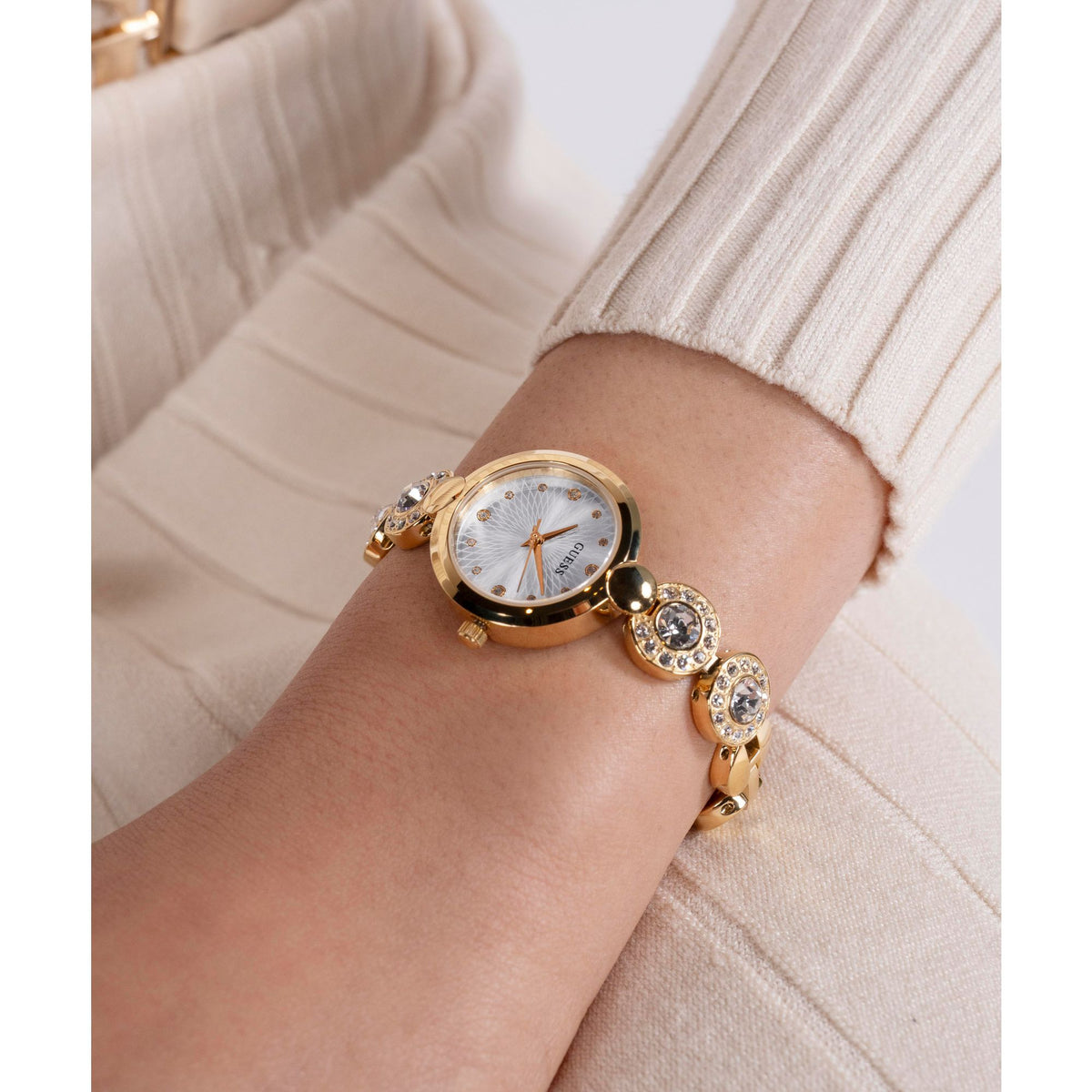 Guess Round 26mm Silver Dial Analog Women Watch - GW0757L2