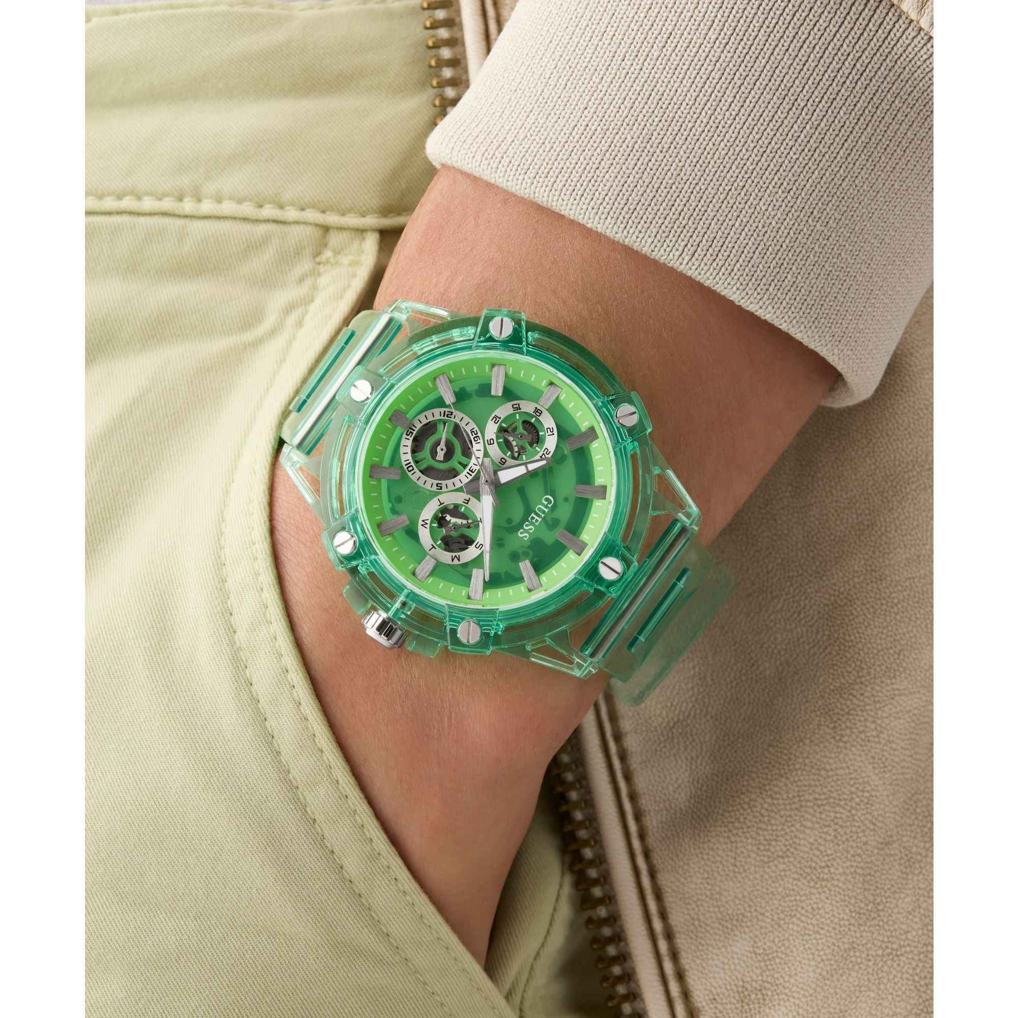 Guess Gt King Green Round Dial Analog Men's Quartz Watch