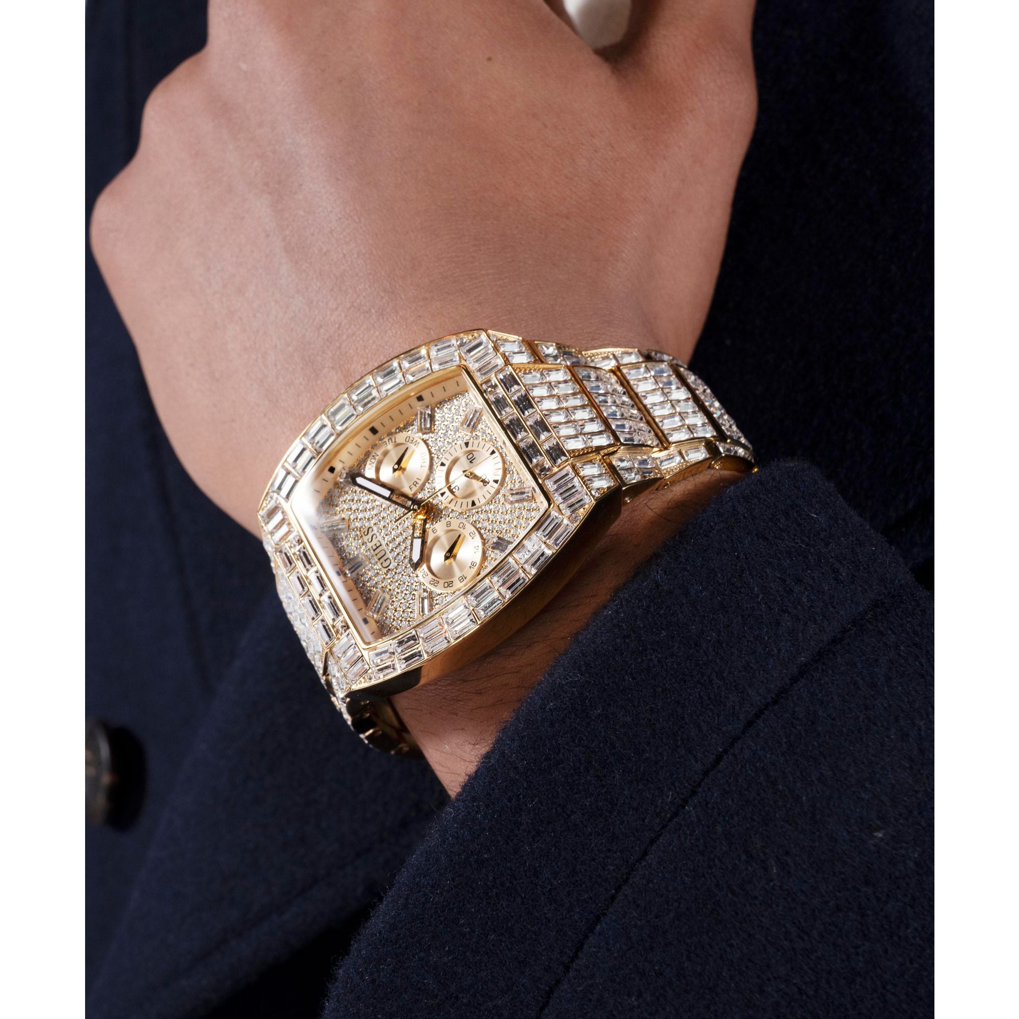 Guess Phoenix Champagne Rectangle Dial Quartz Analog Men Watch Watch Guess