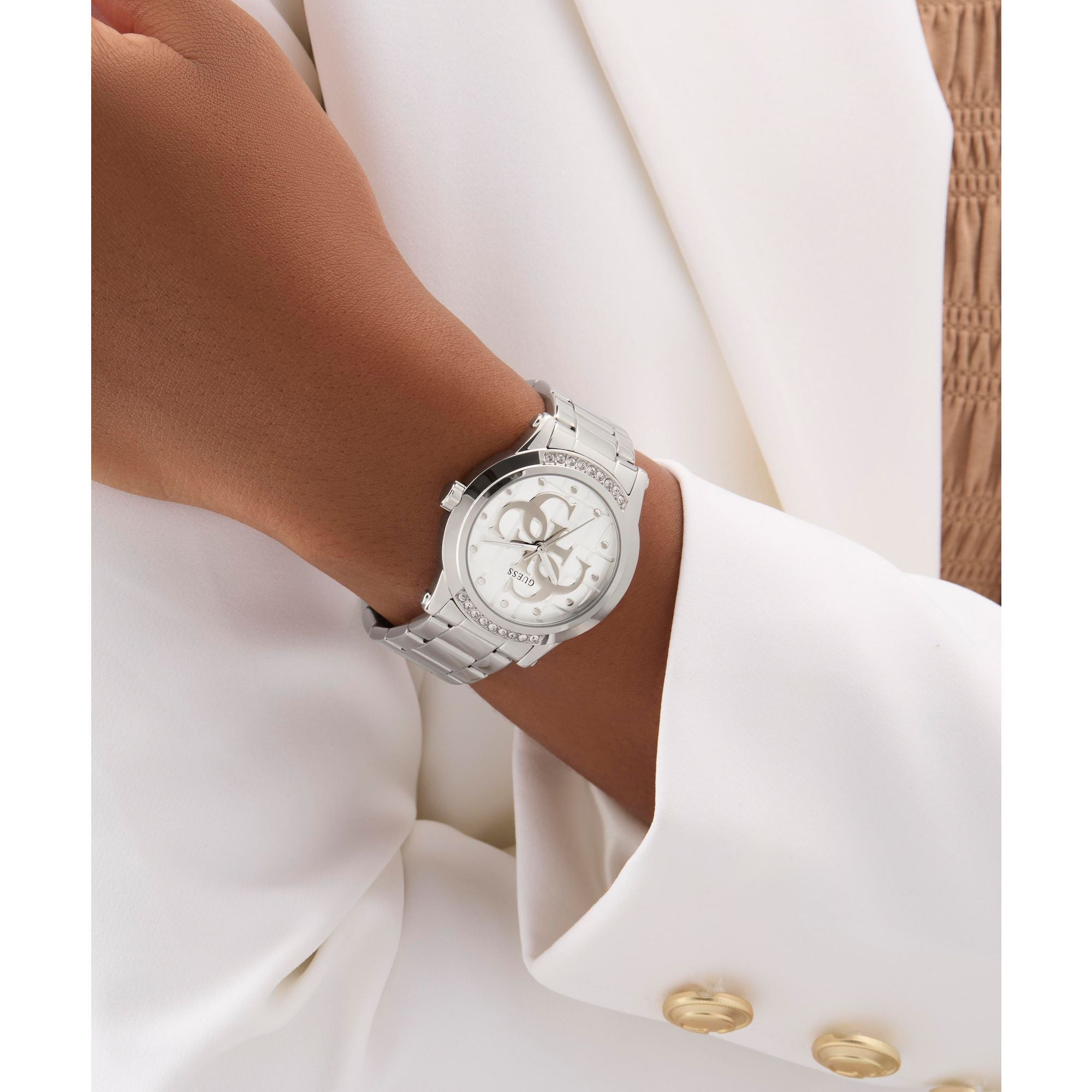 Guess Gt Annette Silver Round Dial Analog Women's Quartz Watch