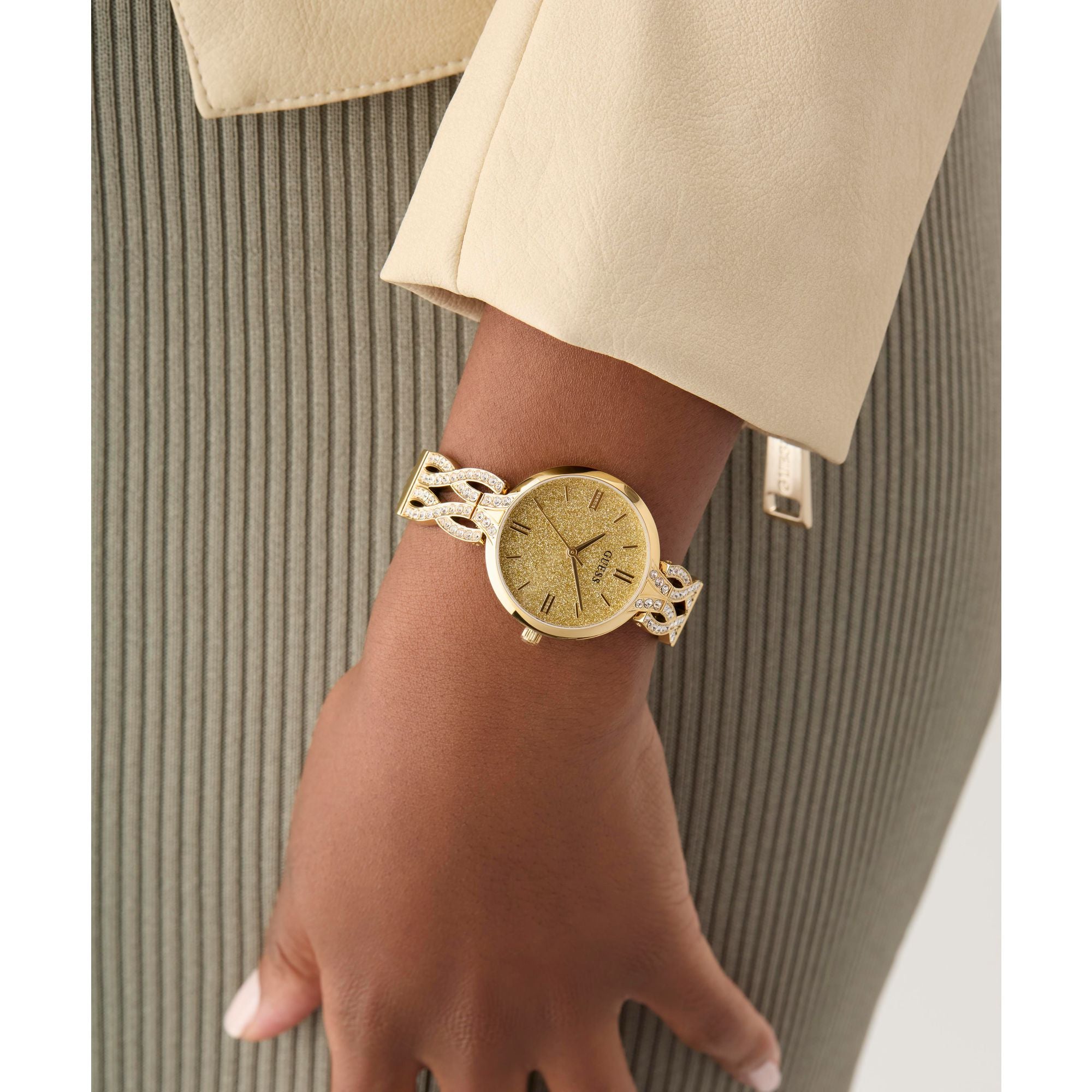 Guess Coral Gold Round Dial Quartz Analog Women Watch