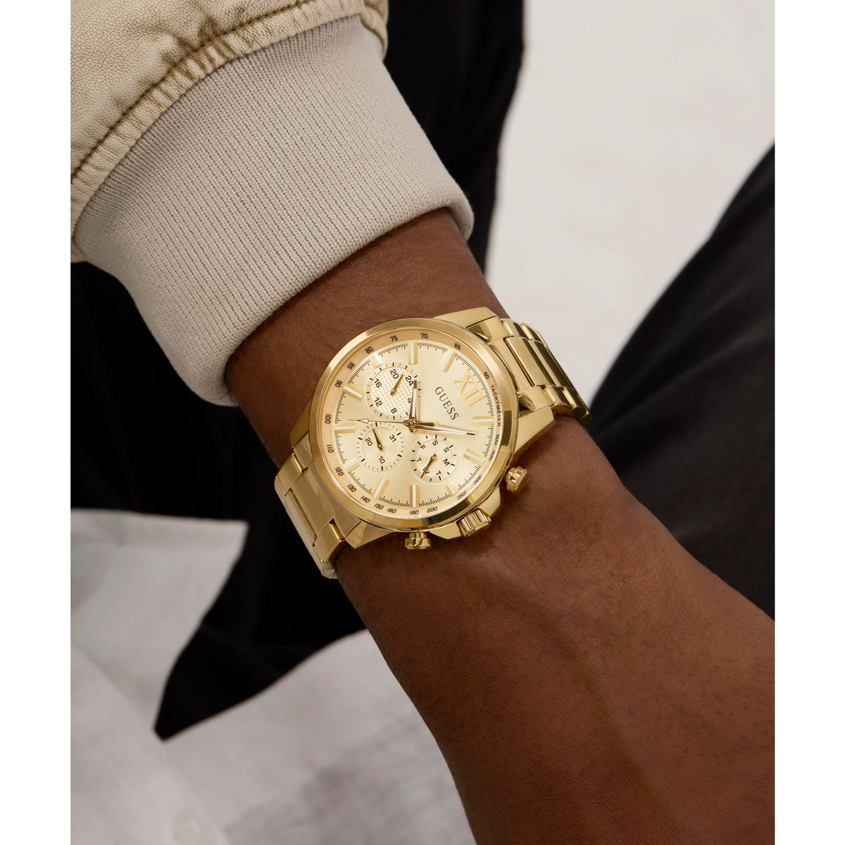 Guess Round 44mm Champagne Dial Analog Men Watch - GW0900G2 Watch Guess