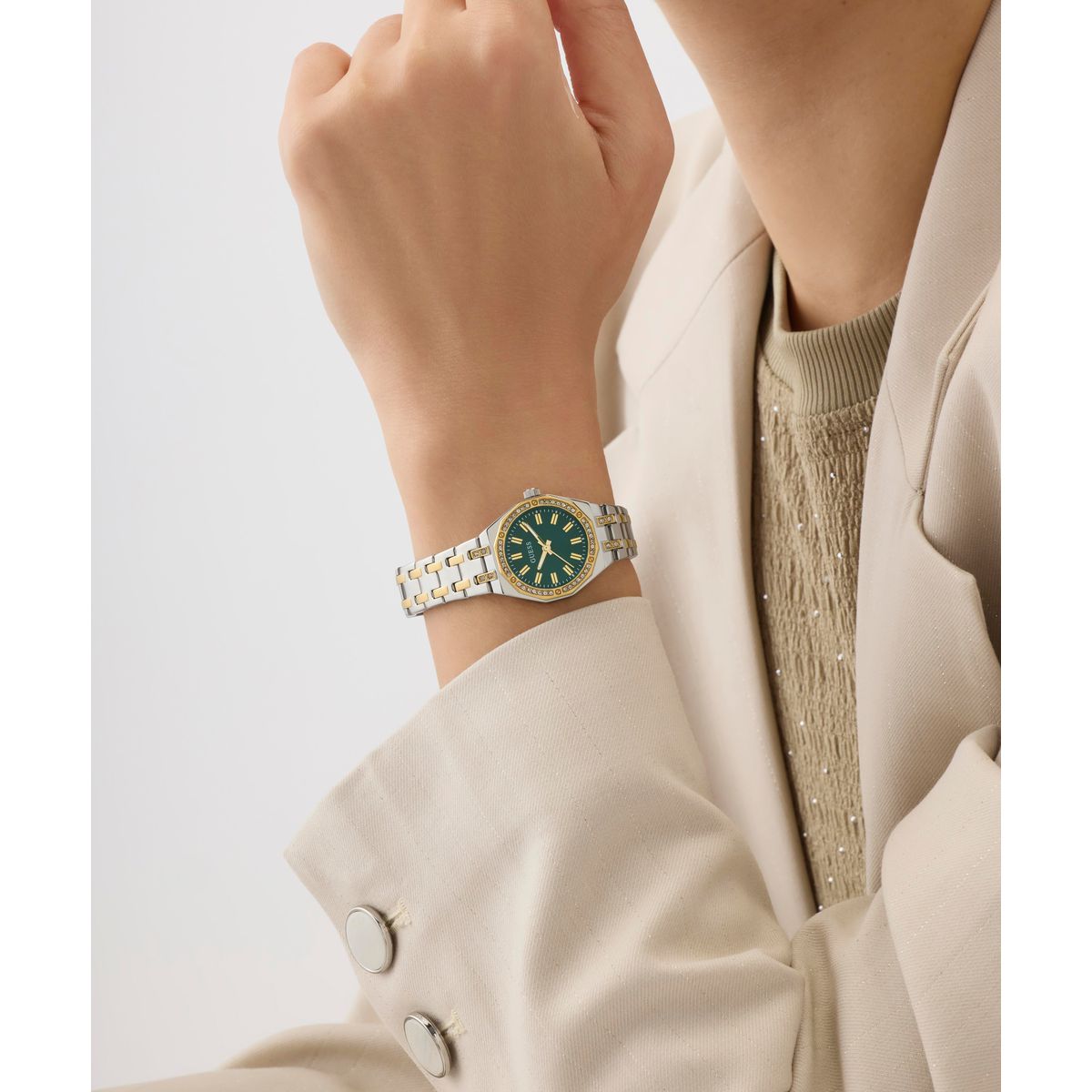 Guess Round 25mm Green Dial Analog Women Watch - GW0931L8