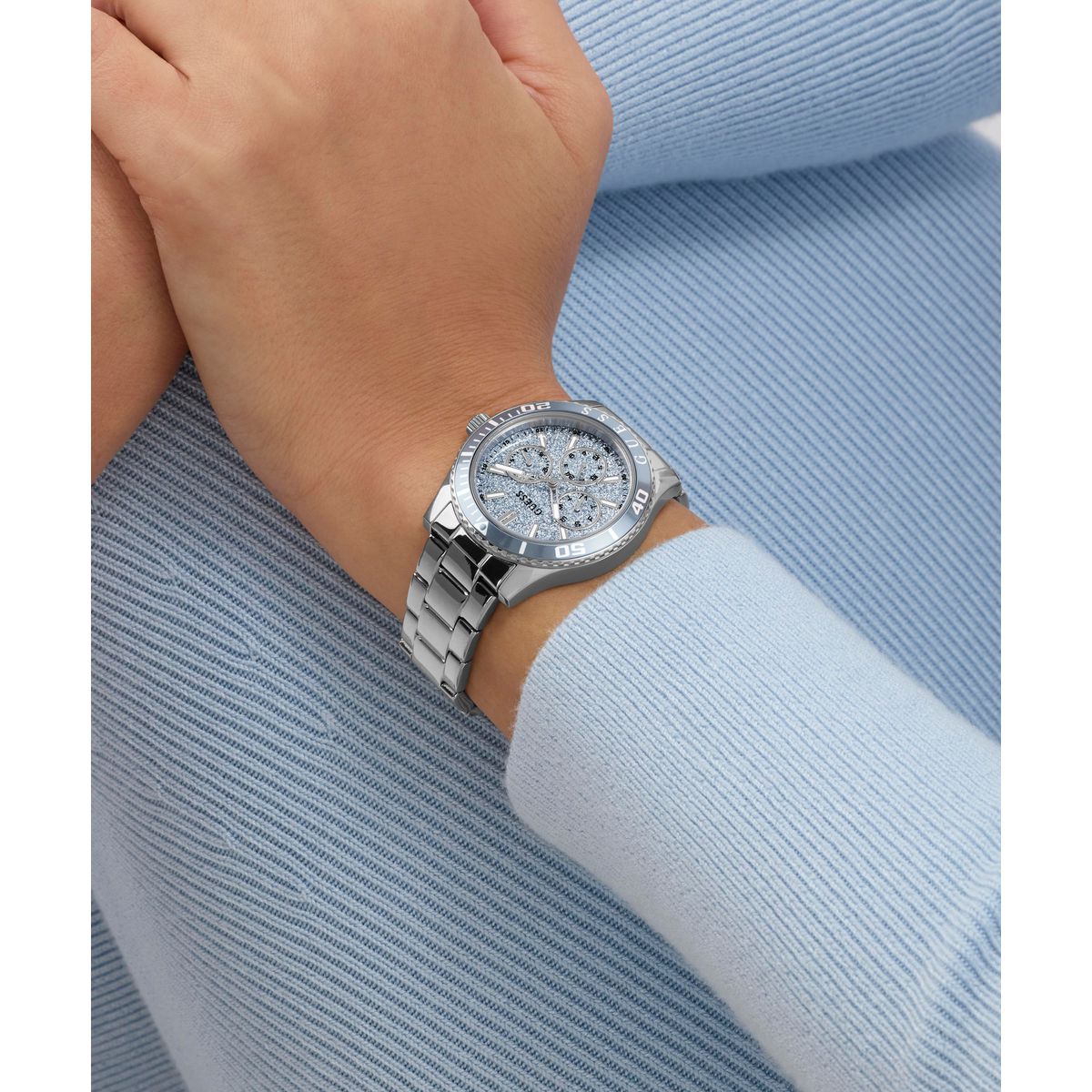 Guess Round 36mm Blue Dial Analog Women Watch - GW1035L1