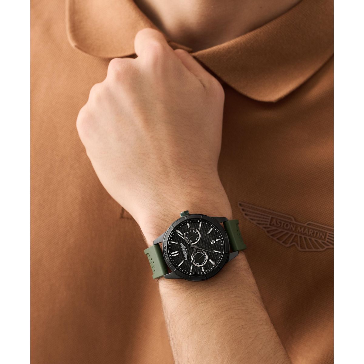 Aston Martin Round 42mm Black Dial Analog Men Watch - MTIH2S6043E