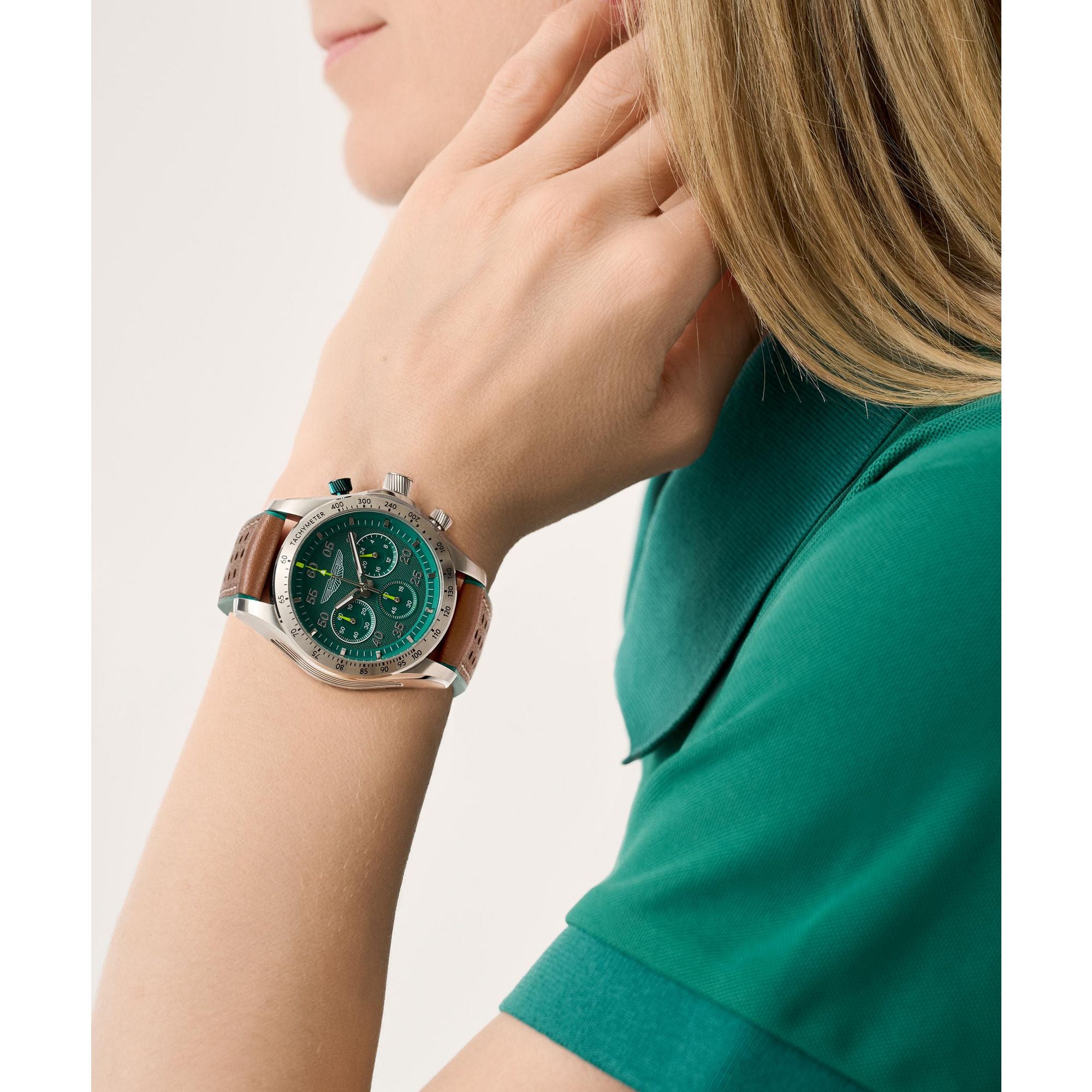 Aston Martin Green Round Dial Analog Men's Watch