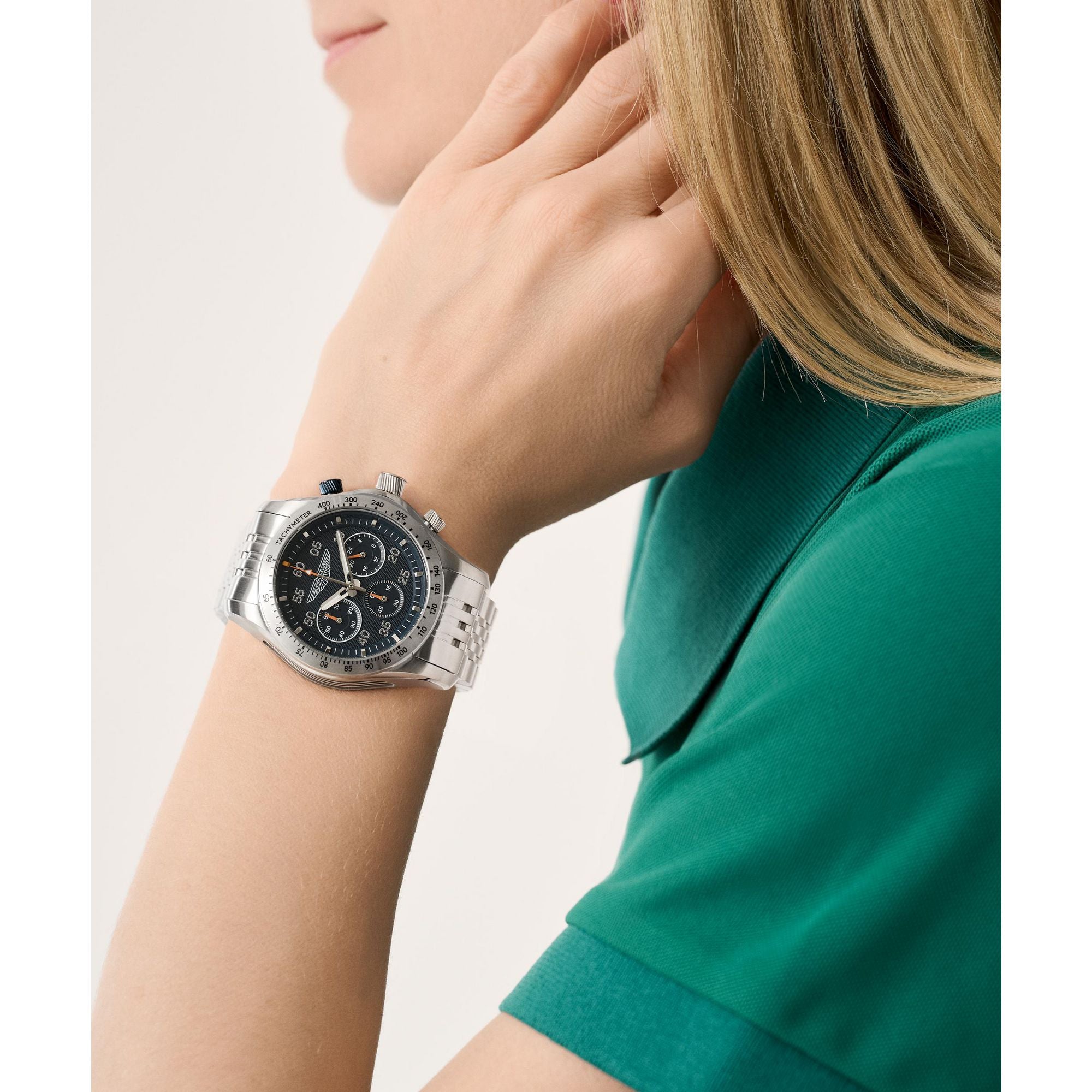 Aston Martin Blue Round Dial Analog Men's Watch