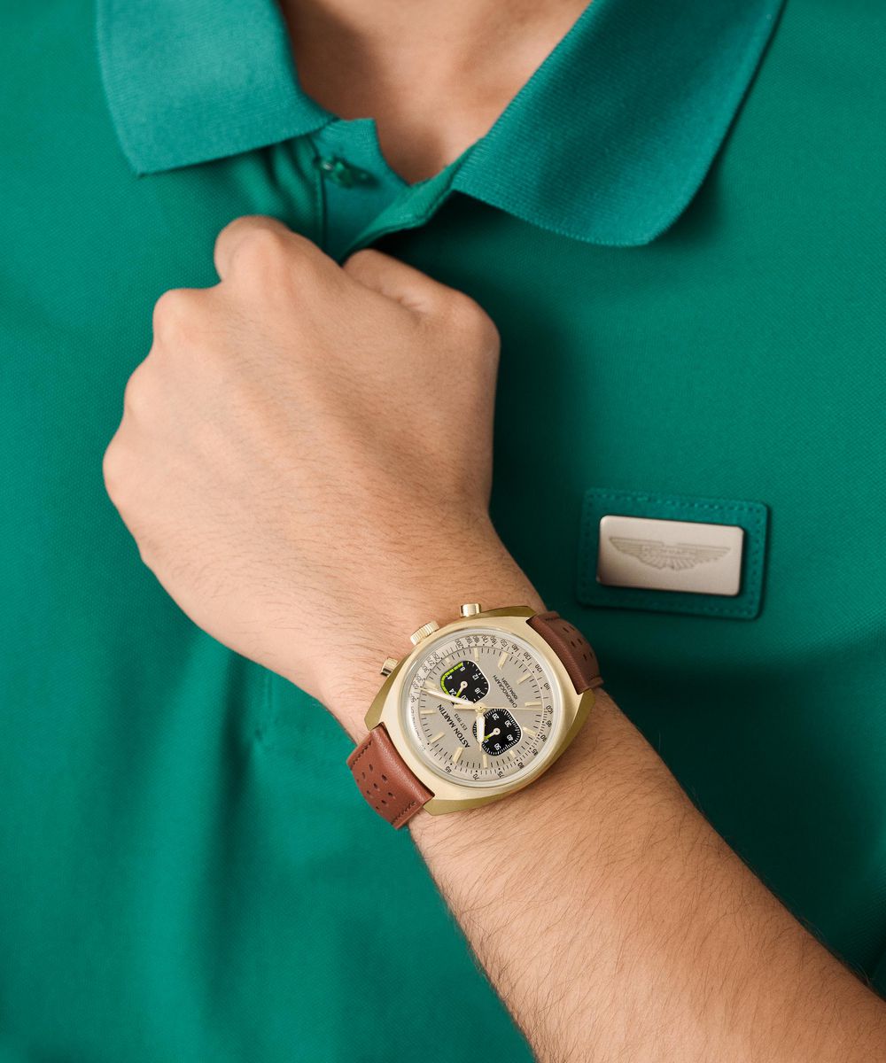 Aston Martin Silver Round Dial Analog Men's Watch