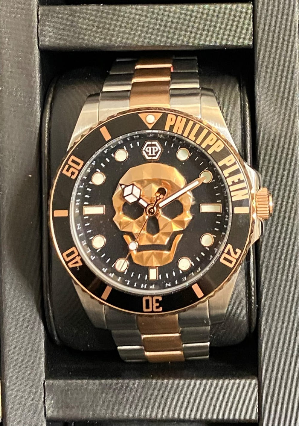 Philipp Plein The Skull Diver Men Black Dial Quartz PWOAA0822