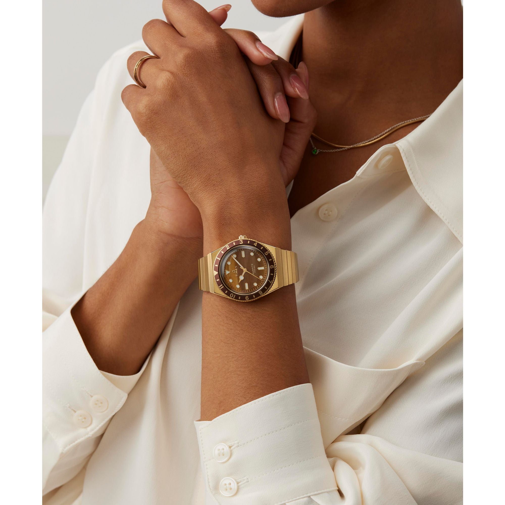 Q Timex Brown Round Dial Quartz Analog Women Watch