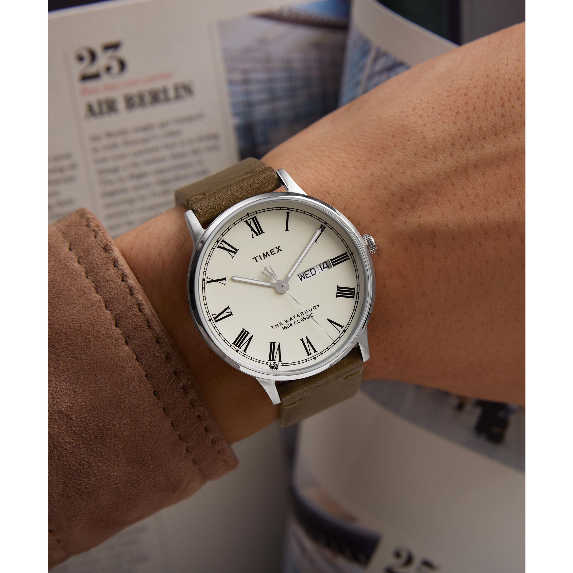 Timex Waterburry Round 21mm Cream Dial Analog Men Watch - TW2W50600UJ