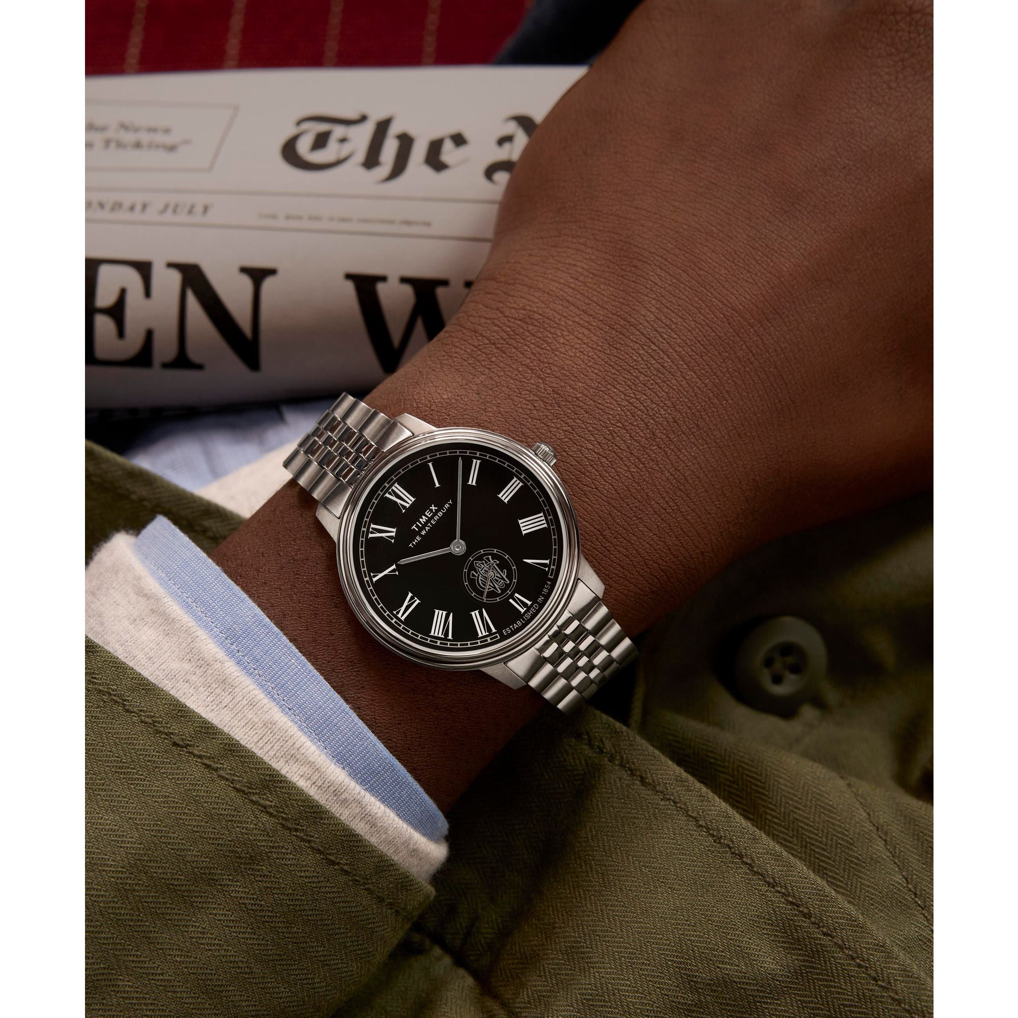 Timex Waterbury Black Round Dial Quartz Analog Men Watch