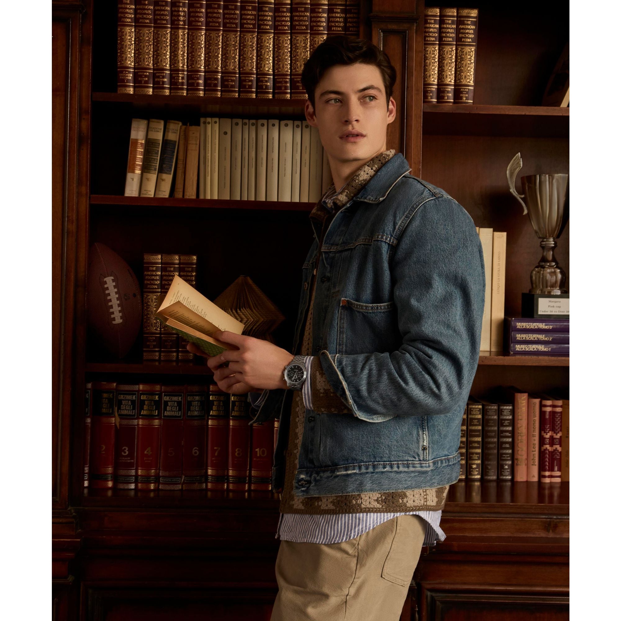 Timex Waterbury Black Round Dial Quartz Analog Men Watch