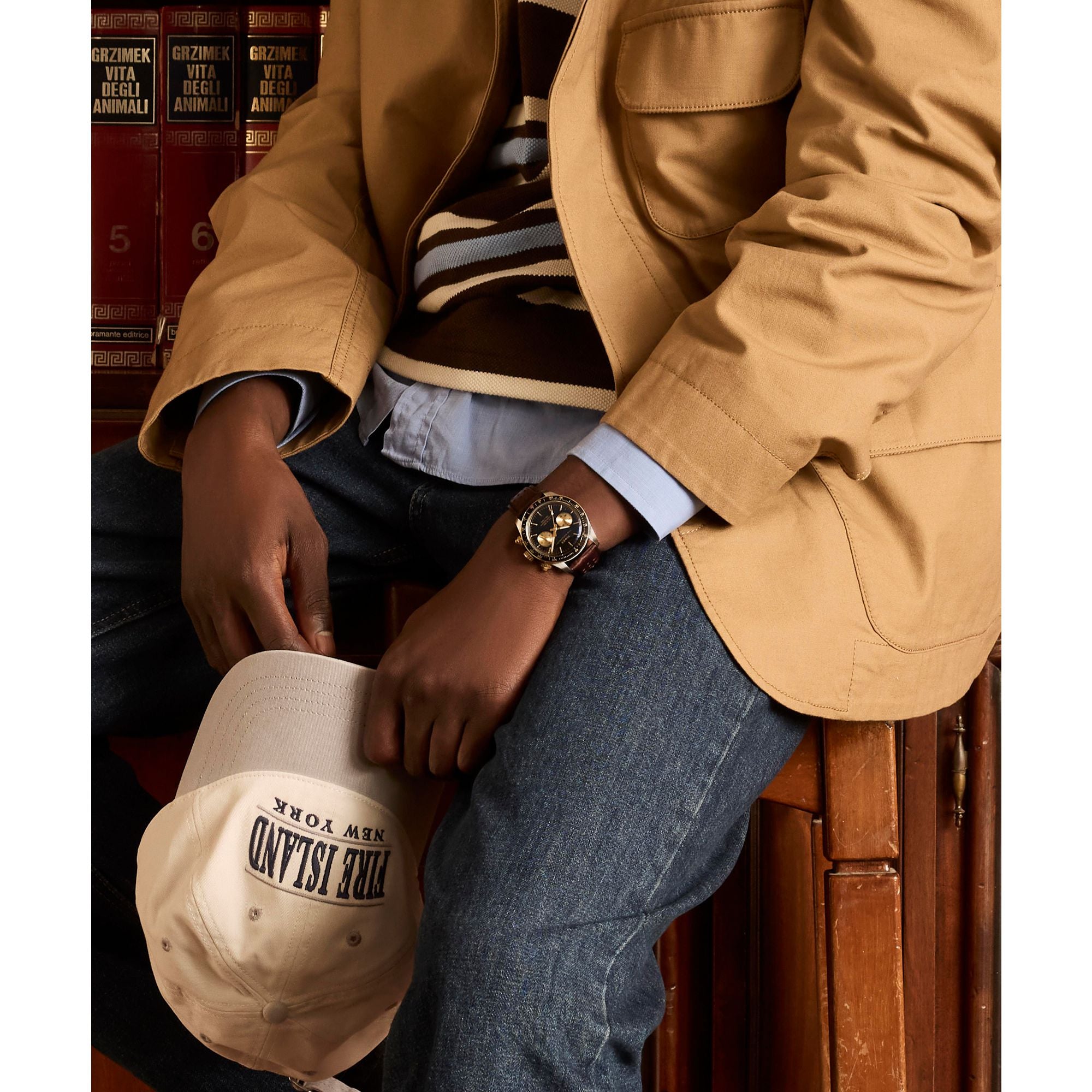 Timex Waterbury Leather Black Round Dial Quartz Analog Men Watch