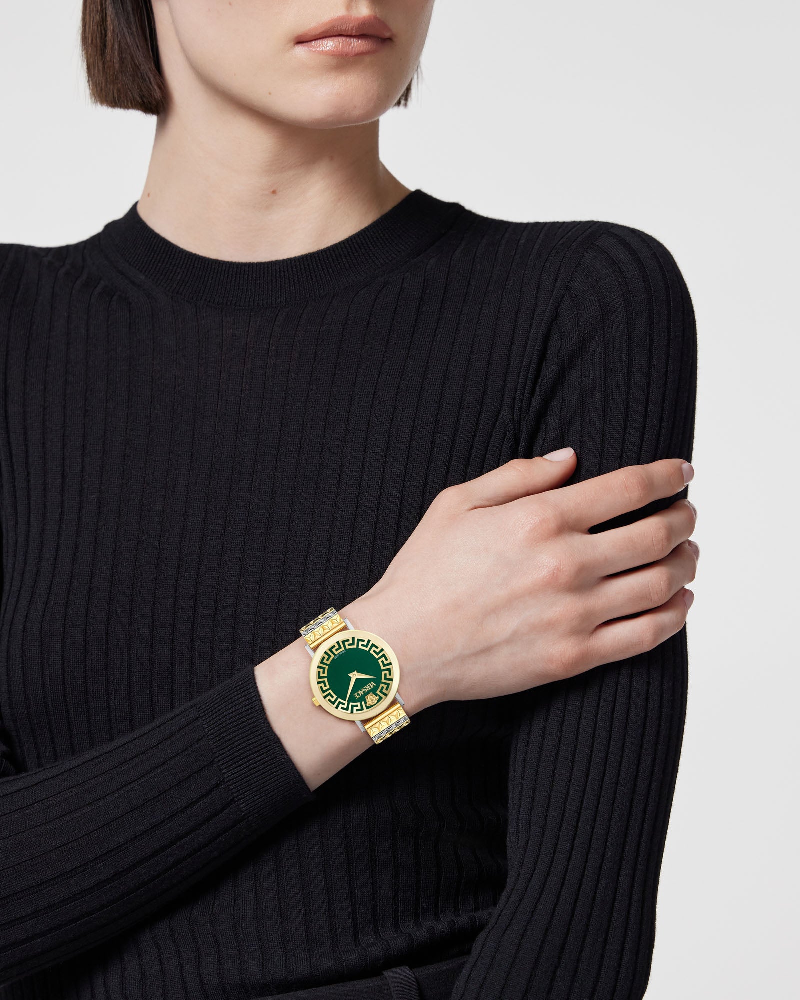 Versace Daedalus Green Round Dial Quartz Analog Women Watch