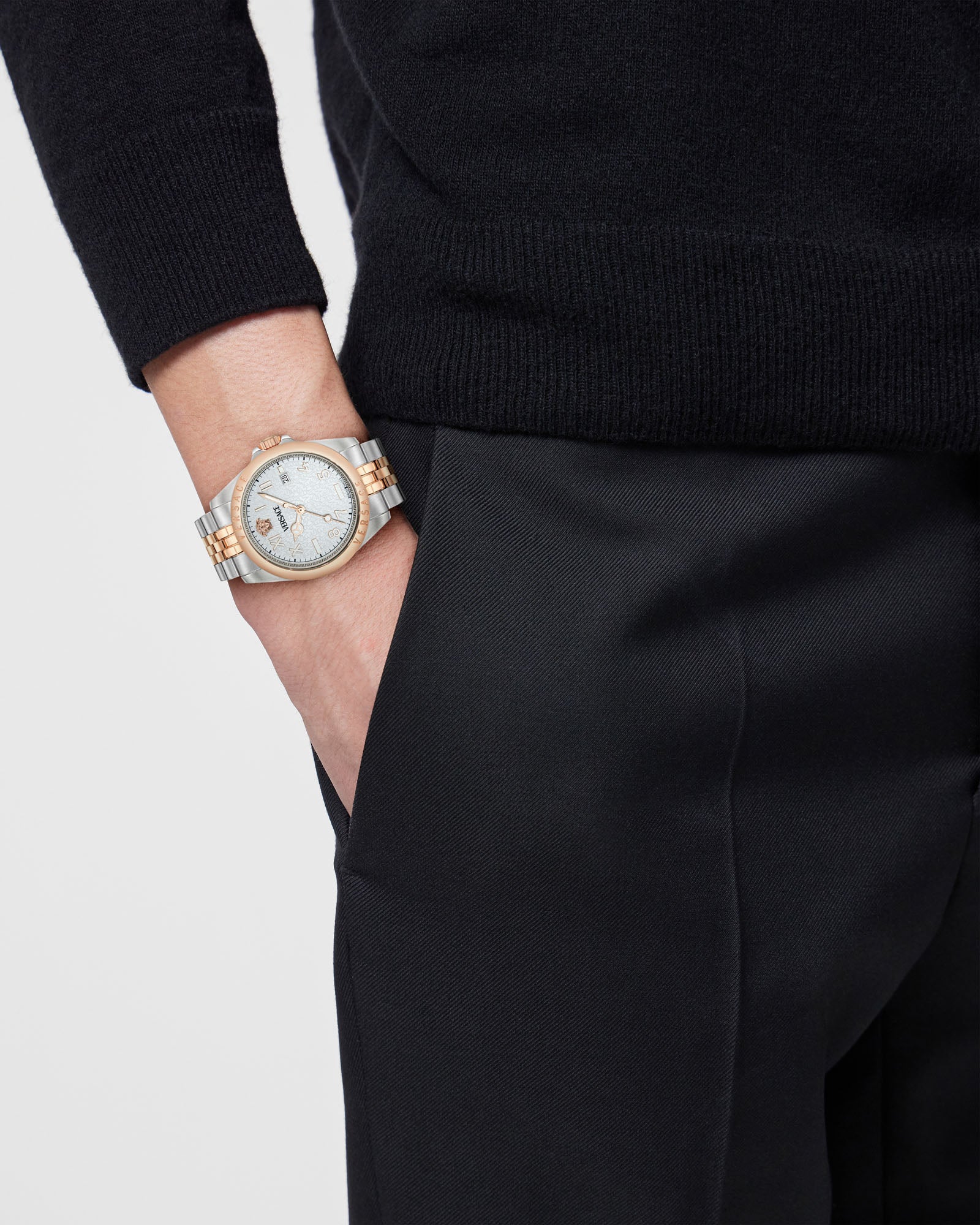 Versace Anteo White Round Dial Quartz Analog Men Watch